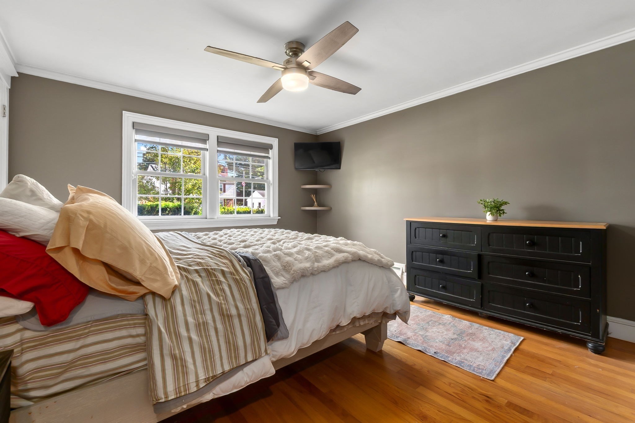 186 Mckay St Property Photo 15