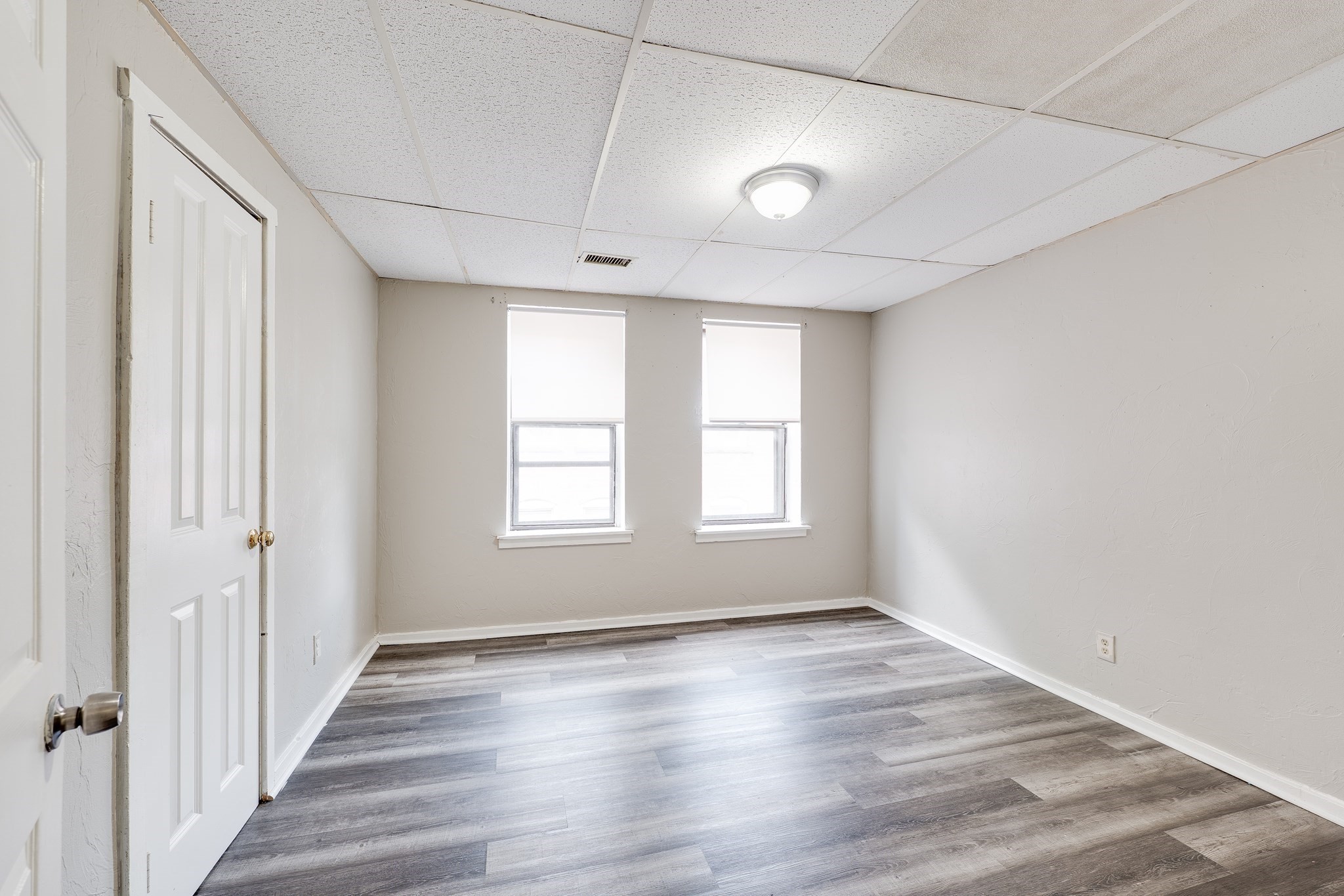 468 Liberty Street # 3r Property Photo 4
