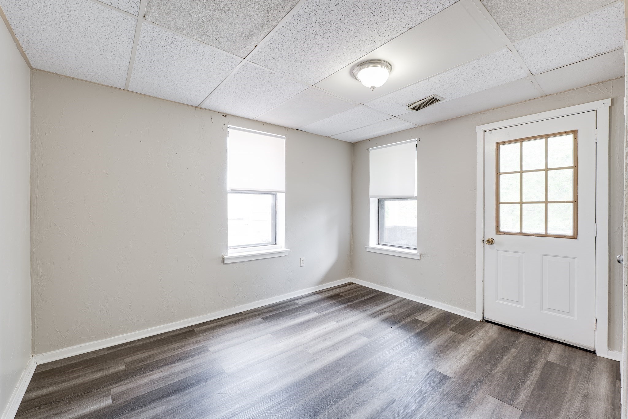 468 Liberty Street # 3r Property Photo 5