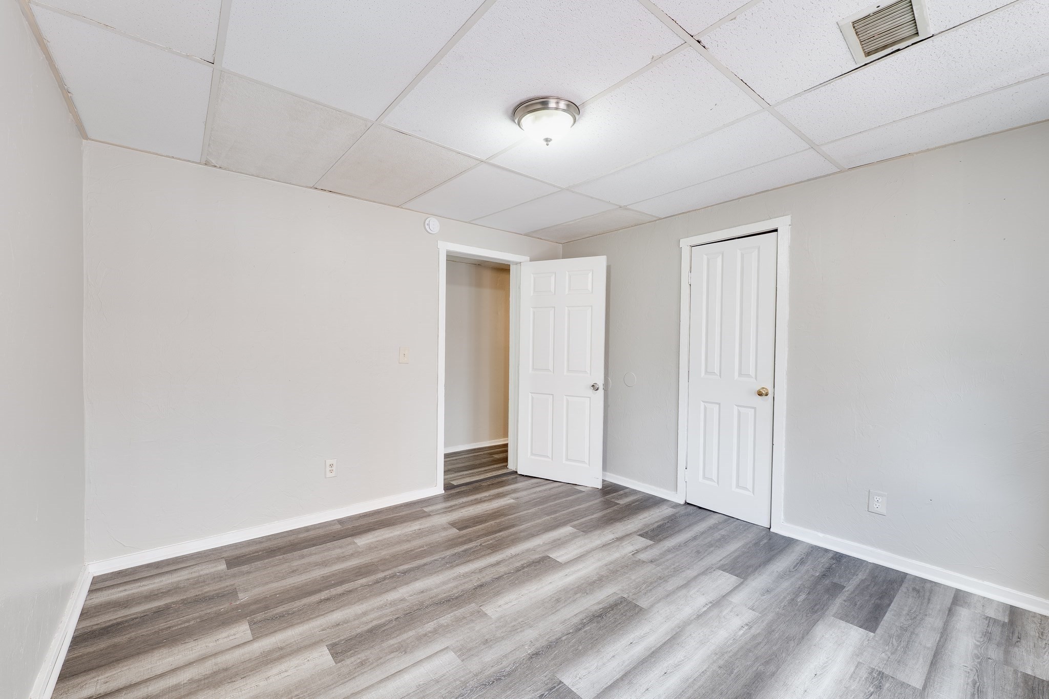 468 Liberty Street # 3r Property Photo 6