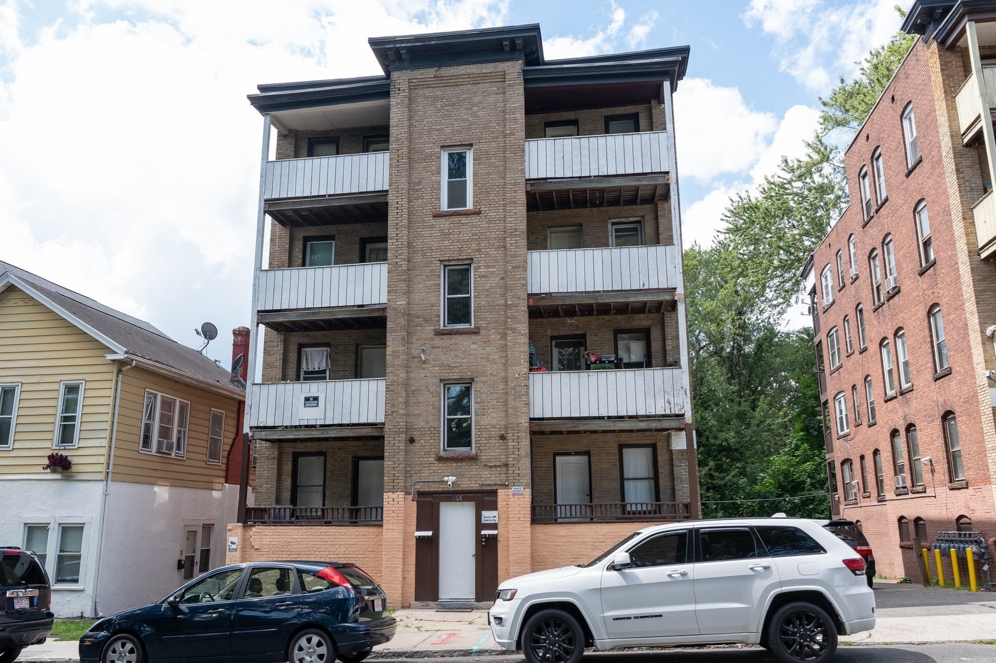 468 Liberty Street # 3r Property Photo 12