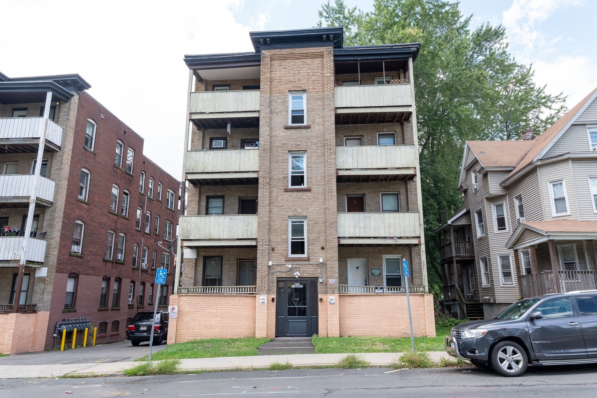 474 Liberty Street # 2R Property Photo 1