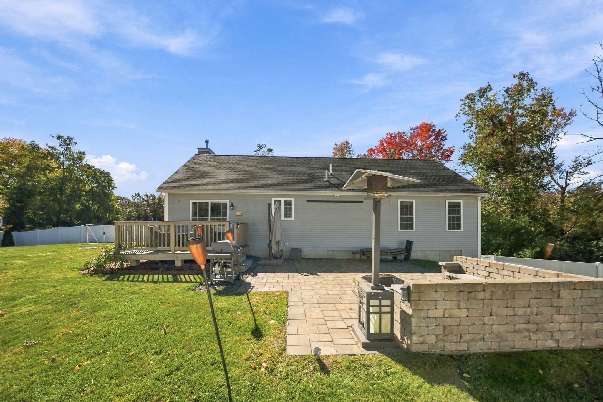 23 Grandview Property Photo 5