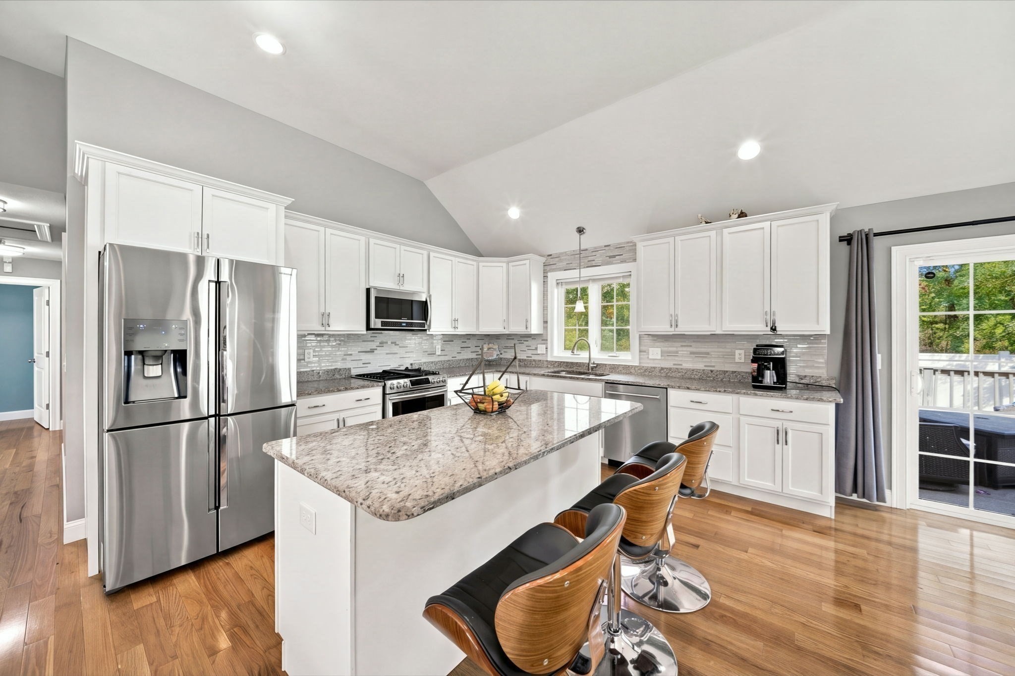 23 Grandview Property Photo 11