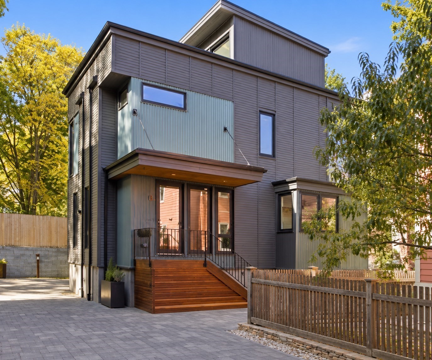 8 Holworthy Terrace # 8 Property Photo 1