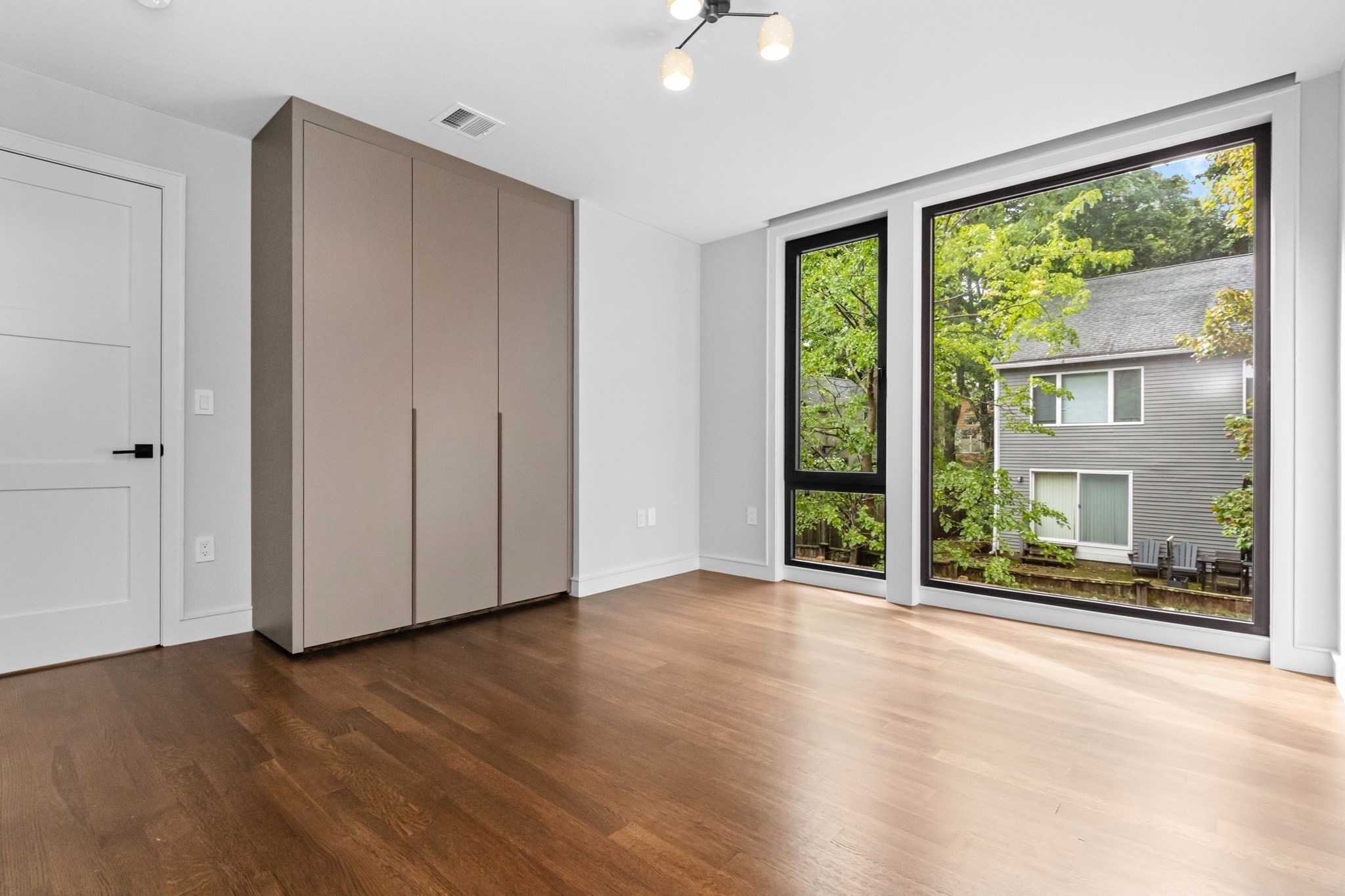 8 Holworthy Terrace # 8 Property Photo 16