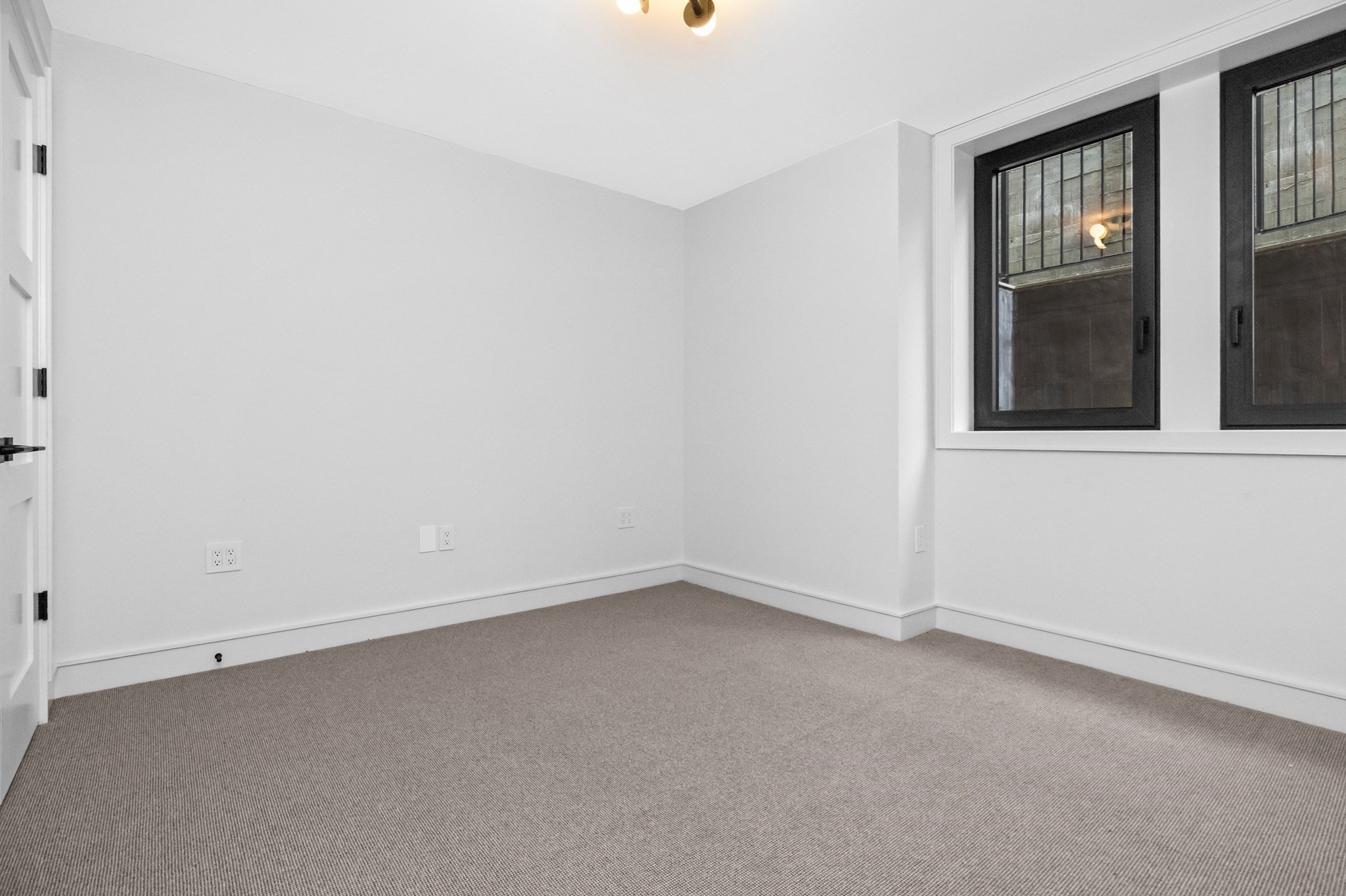 8 Holworthy Terrace # 8 Property Photo 24