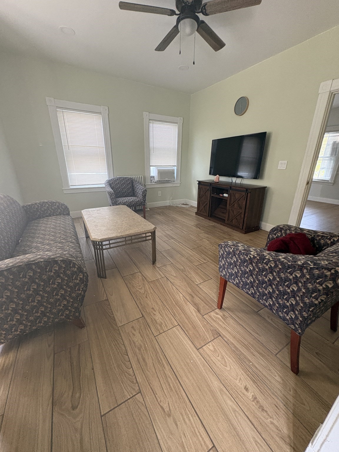 1088 Bridge St Property Photo 2