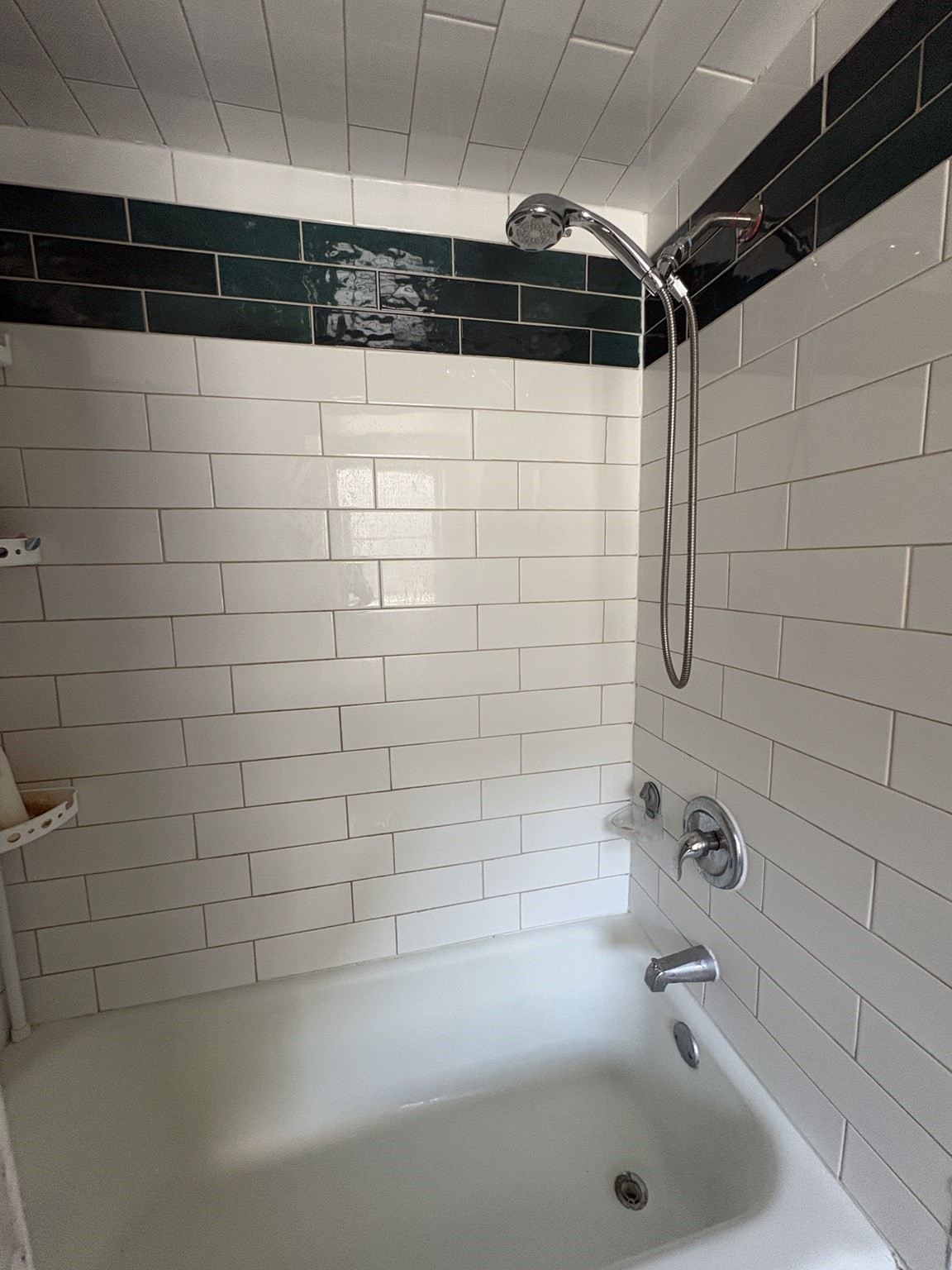 1088 Bridge St Property Photo 11