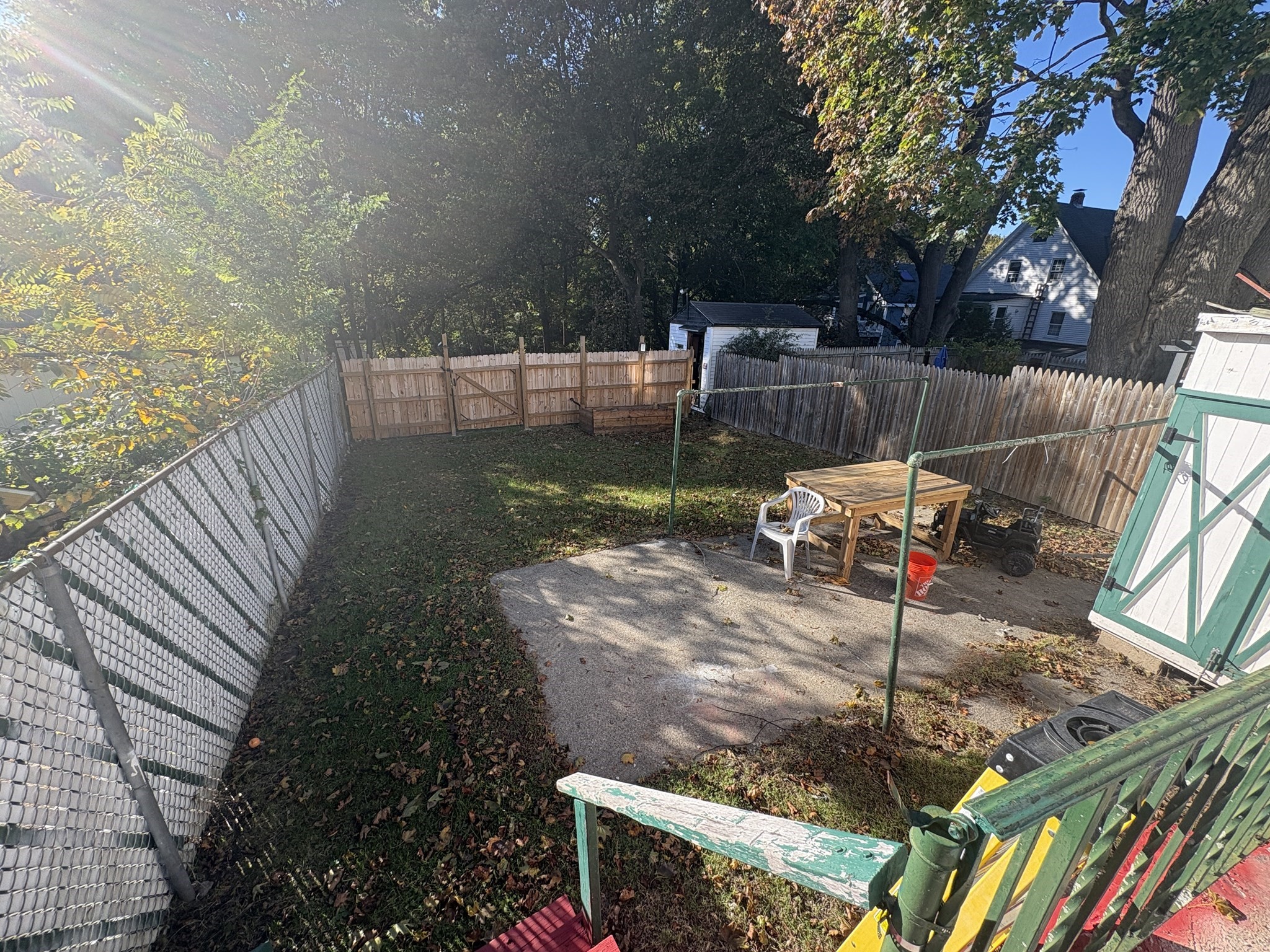 1088 Bridge St Property Photo 12