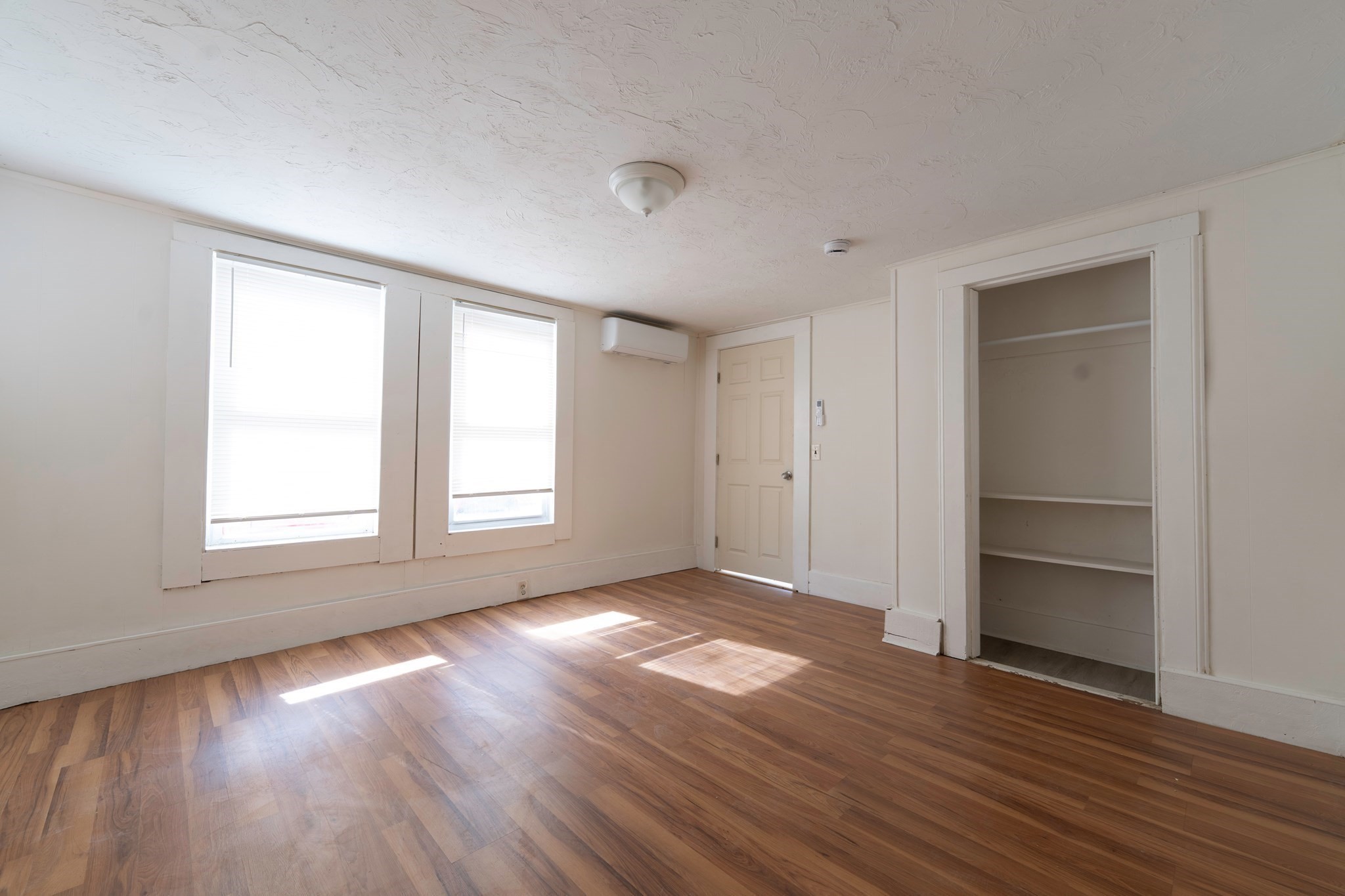 30 Chestnut Street # 1 Property Photo 3