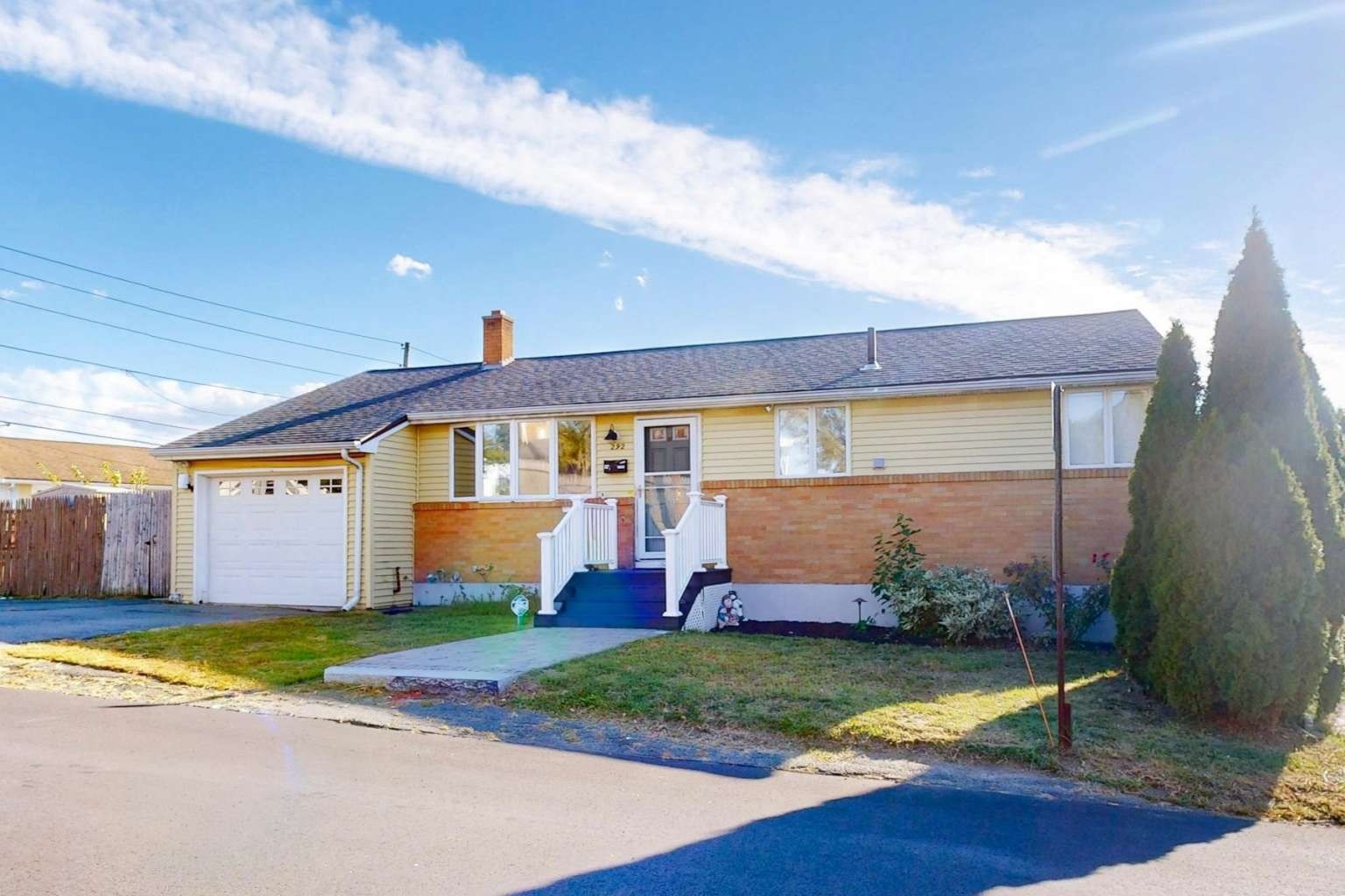 292 Rumney Rd. Property Photo 1