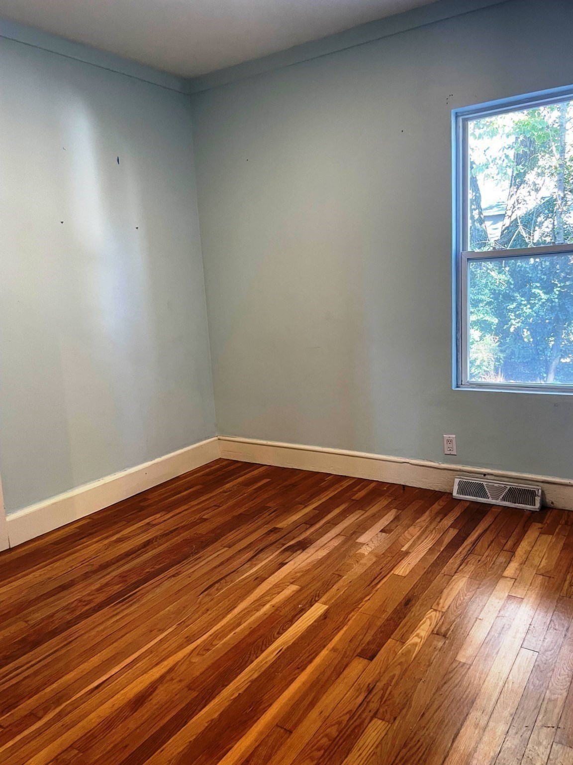 166 Chauncy St Property Photo 11