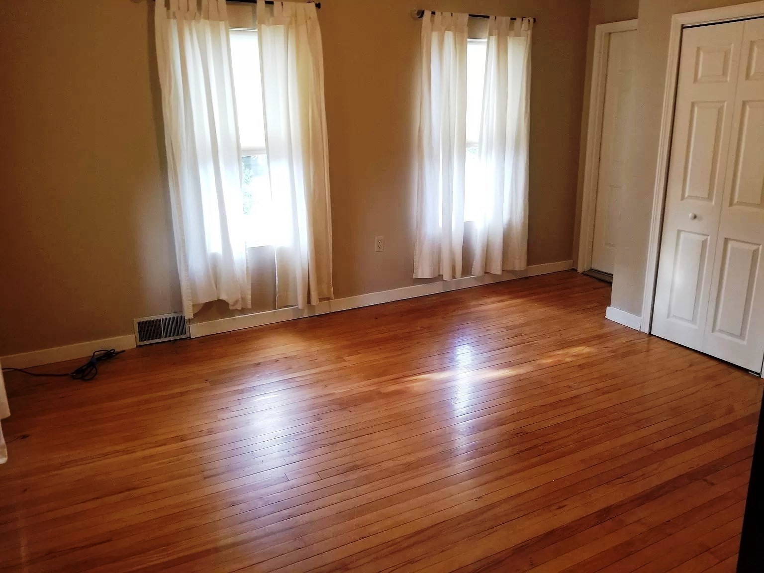 166 Chauncy St Property Photo 20