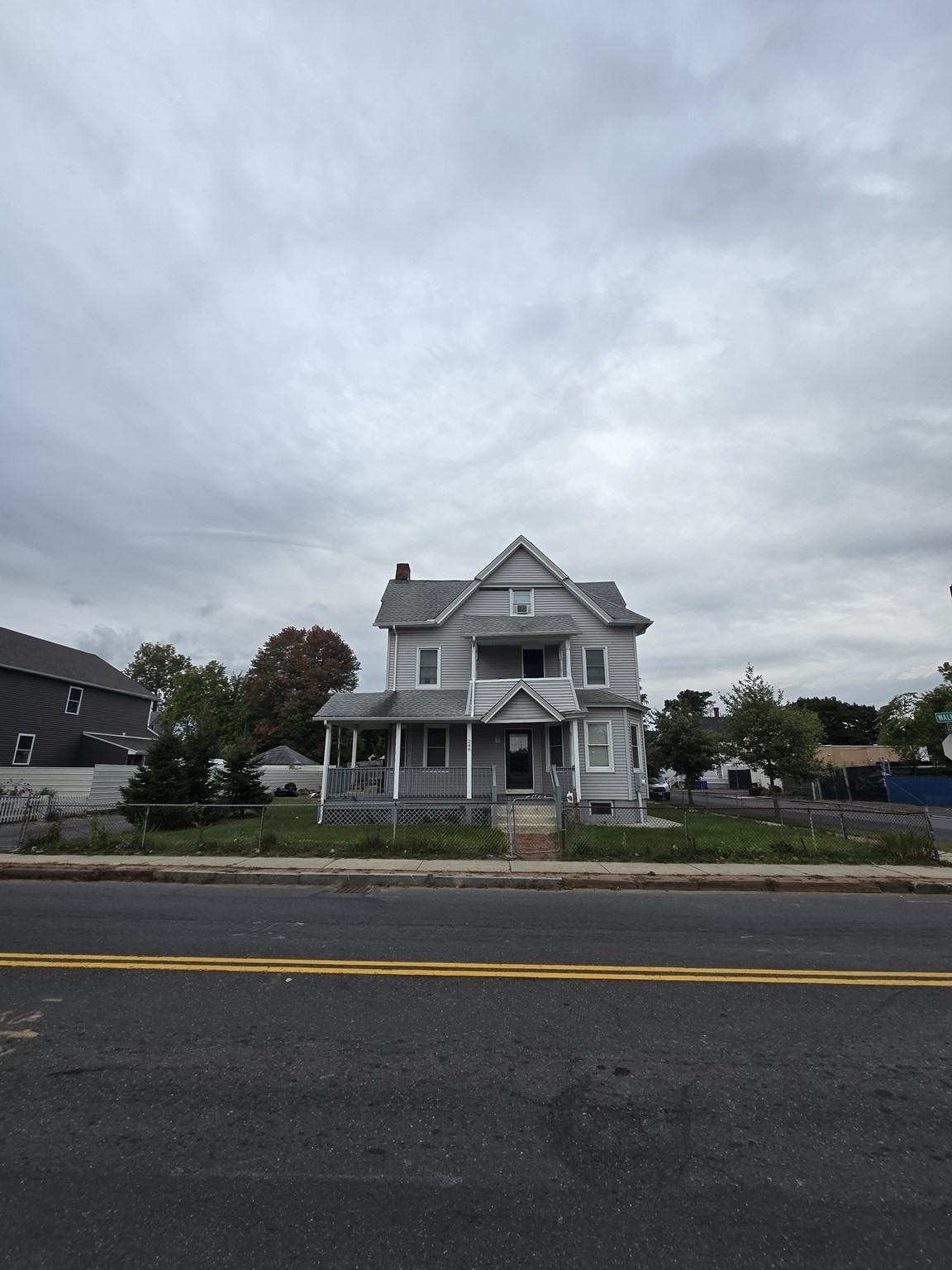 246 Walnut St Property Photo 1