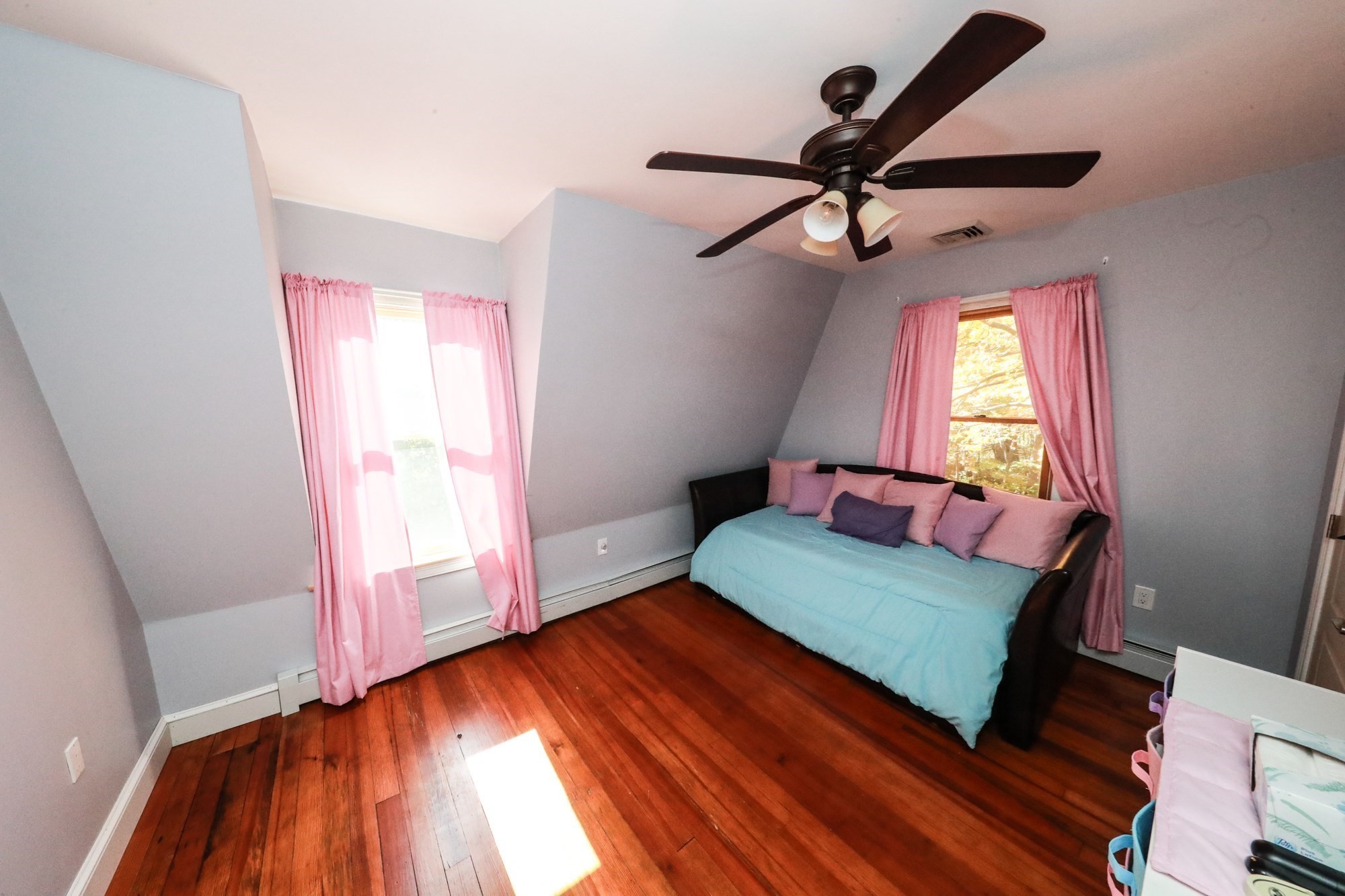 146 Old Rd Property Photo 13