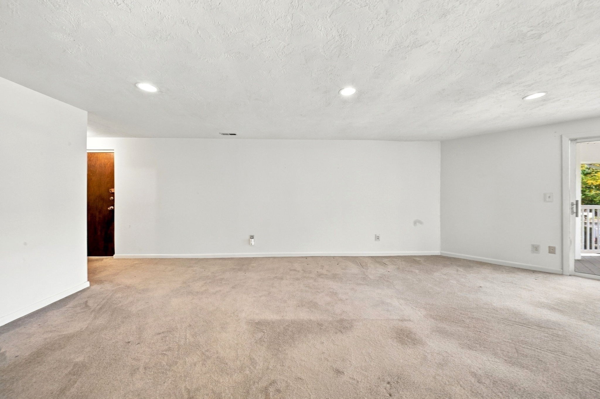 36 Jessica Dr Property Photo 15