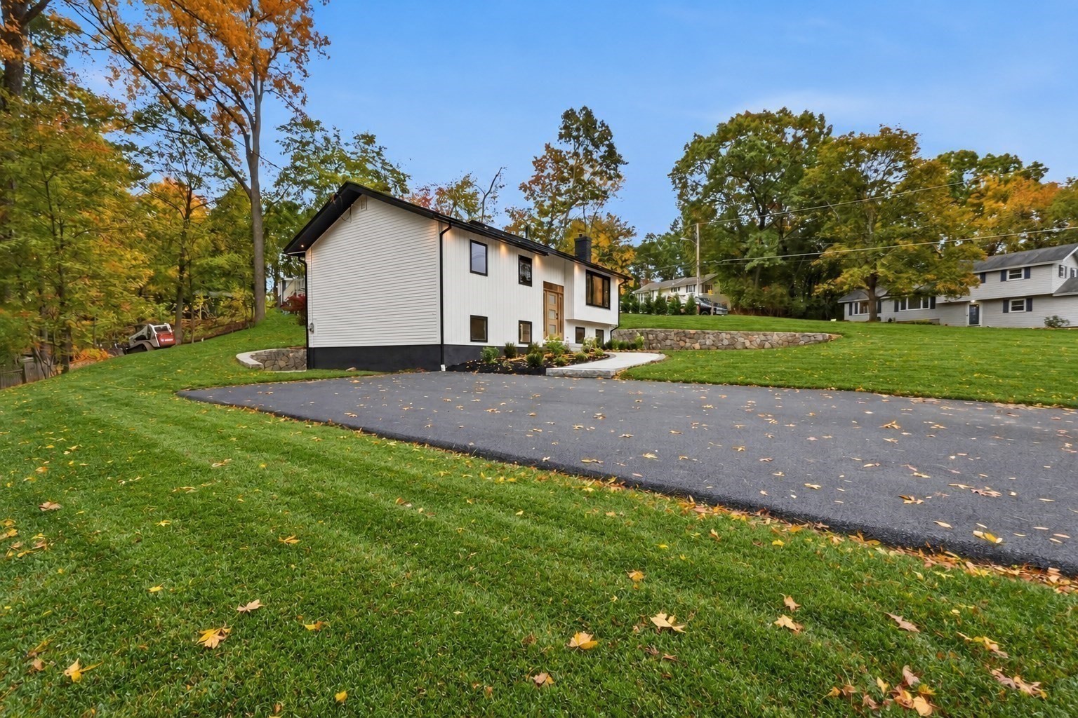 66 Ontario Dr Property Photo 33