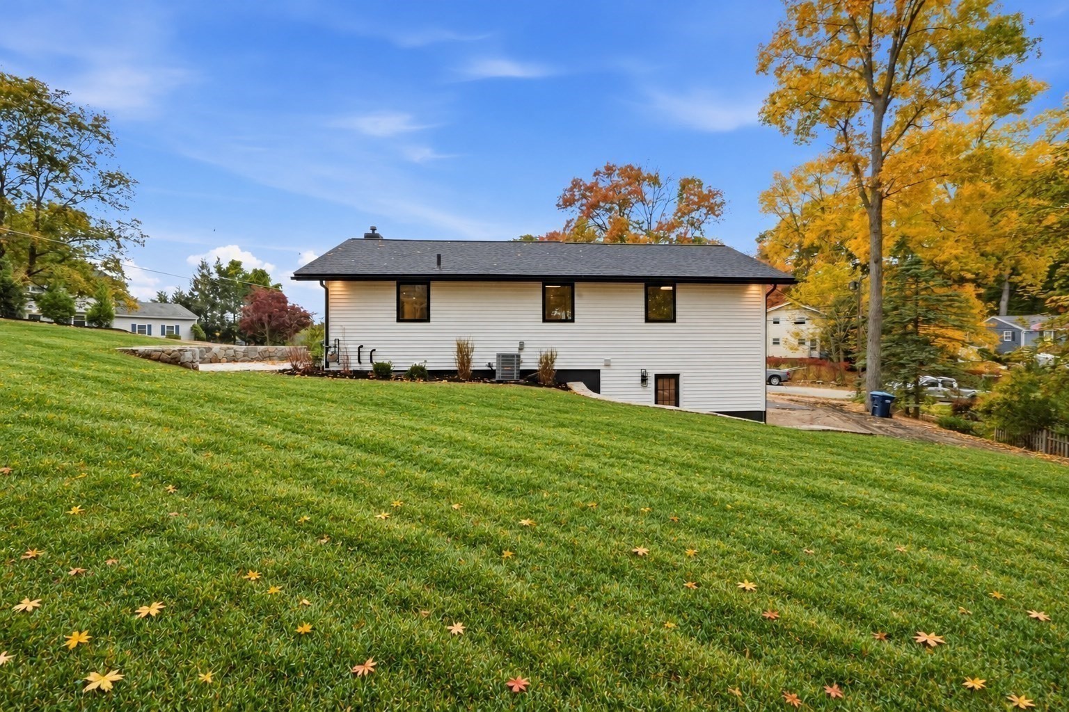 66 Ontario Dr Property Photo 39