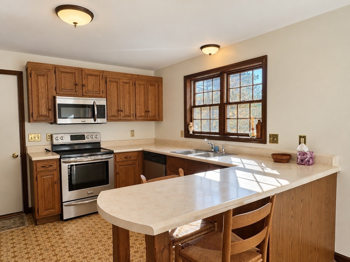 274 Barton Road Property Photo 4