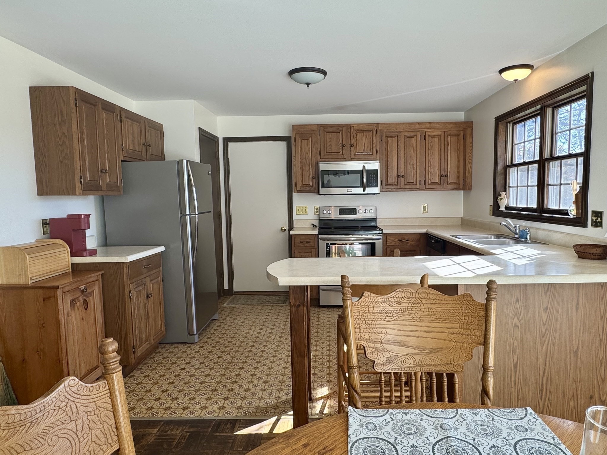 274 Barton Road Property Photo 7