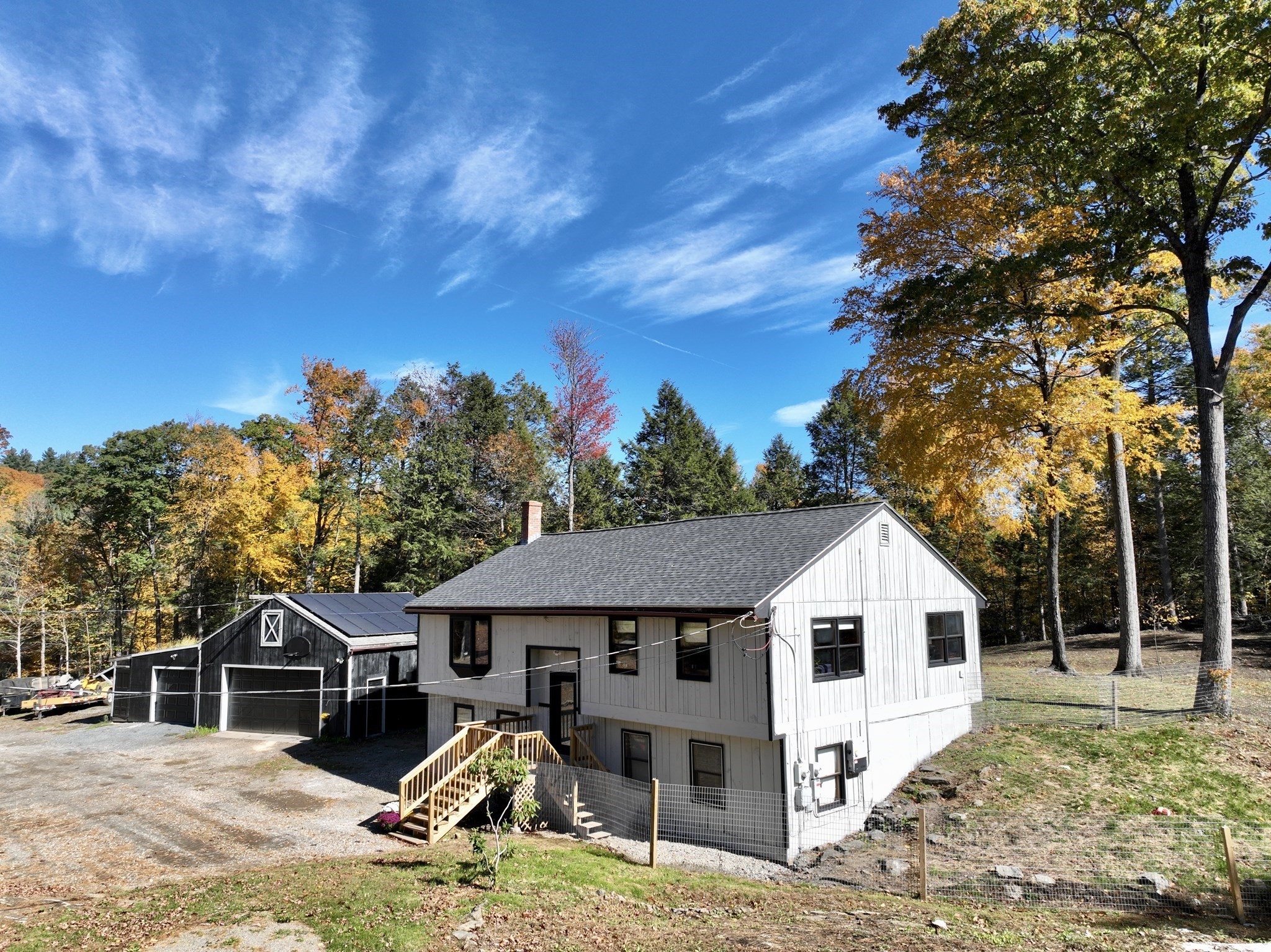 425 N County Rd Property Photo 1