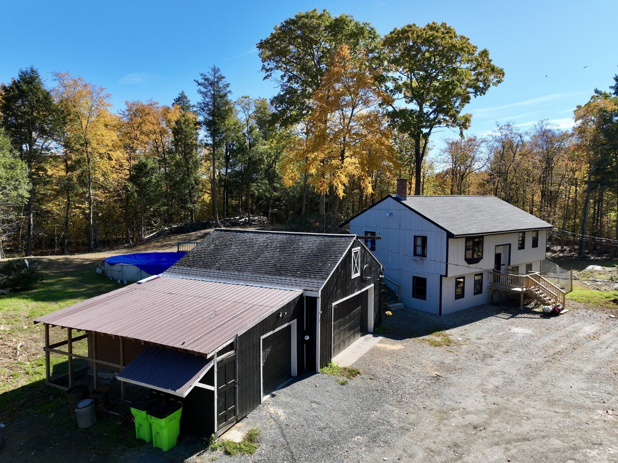 425 N County Rd Property Photo 3