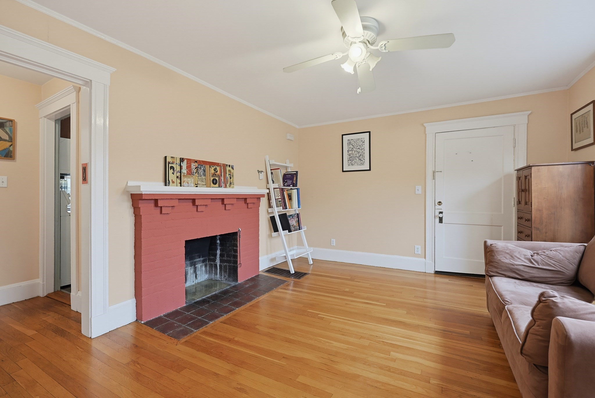 5 Walnut St # 1 Property Photo 4