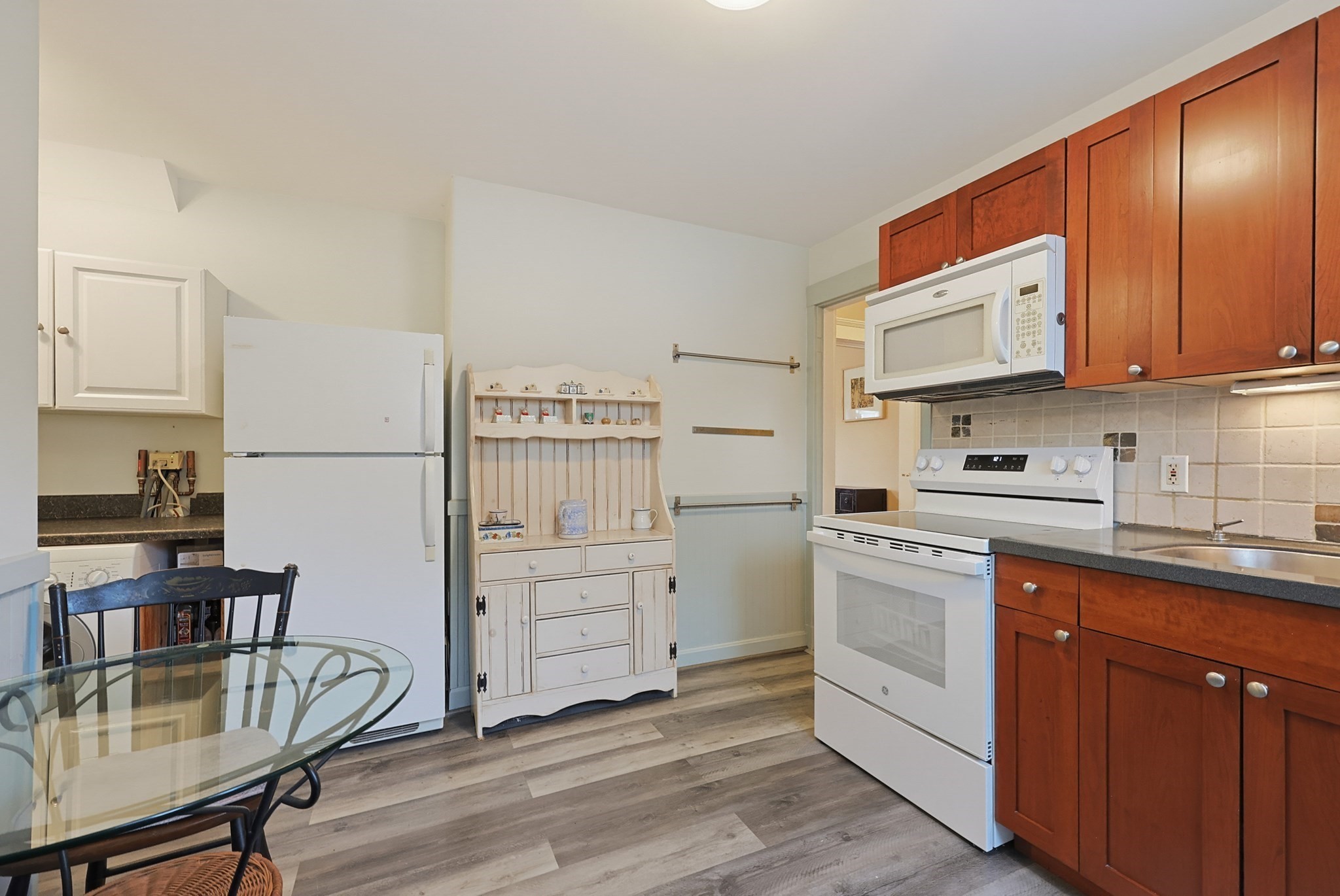 5 Walnut St # 1 Property Photo 16