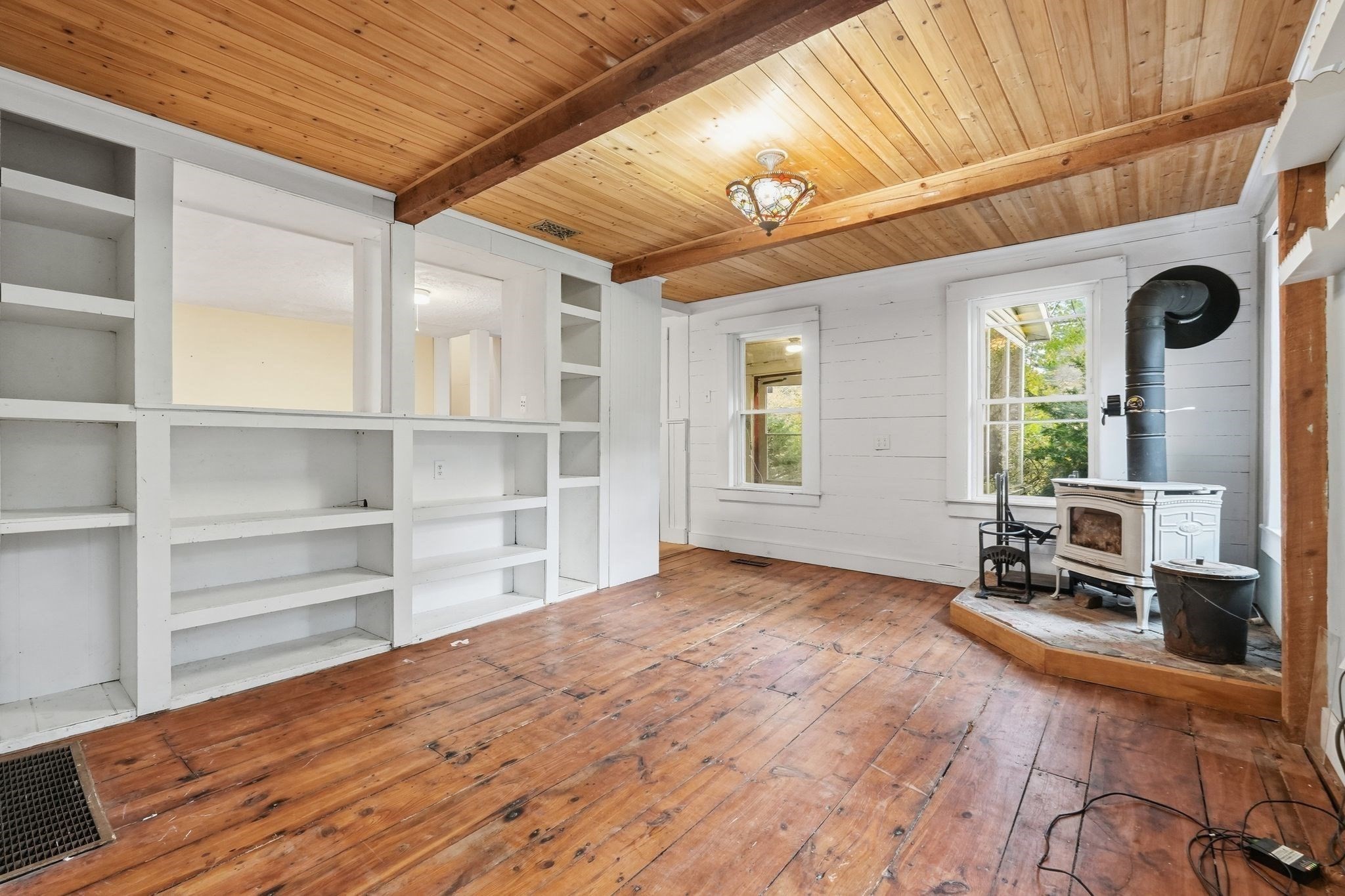 163 Leverett Rd Property Photo 1