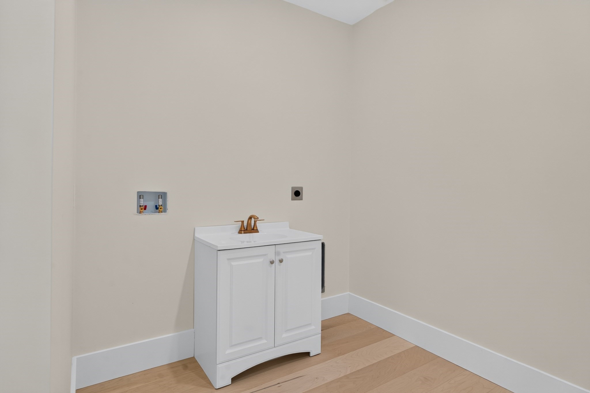 152 Central Ave Property Photo 35