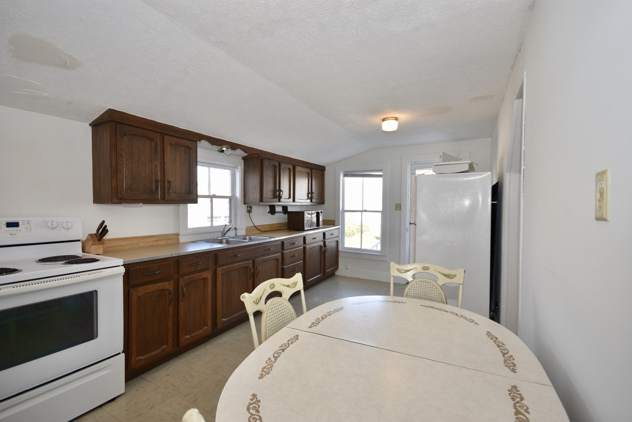 51 South Blvd Property Photo 19