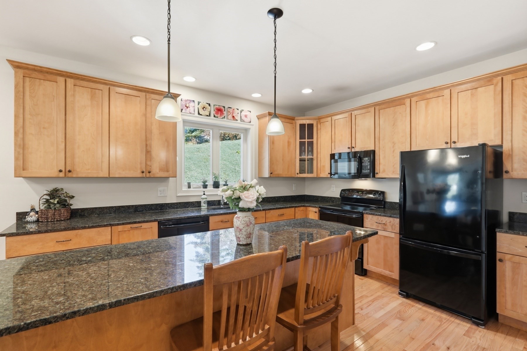 40 Winship Dr Property Photo 10