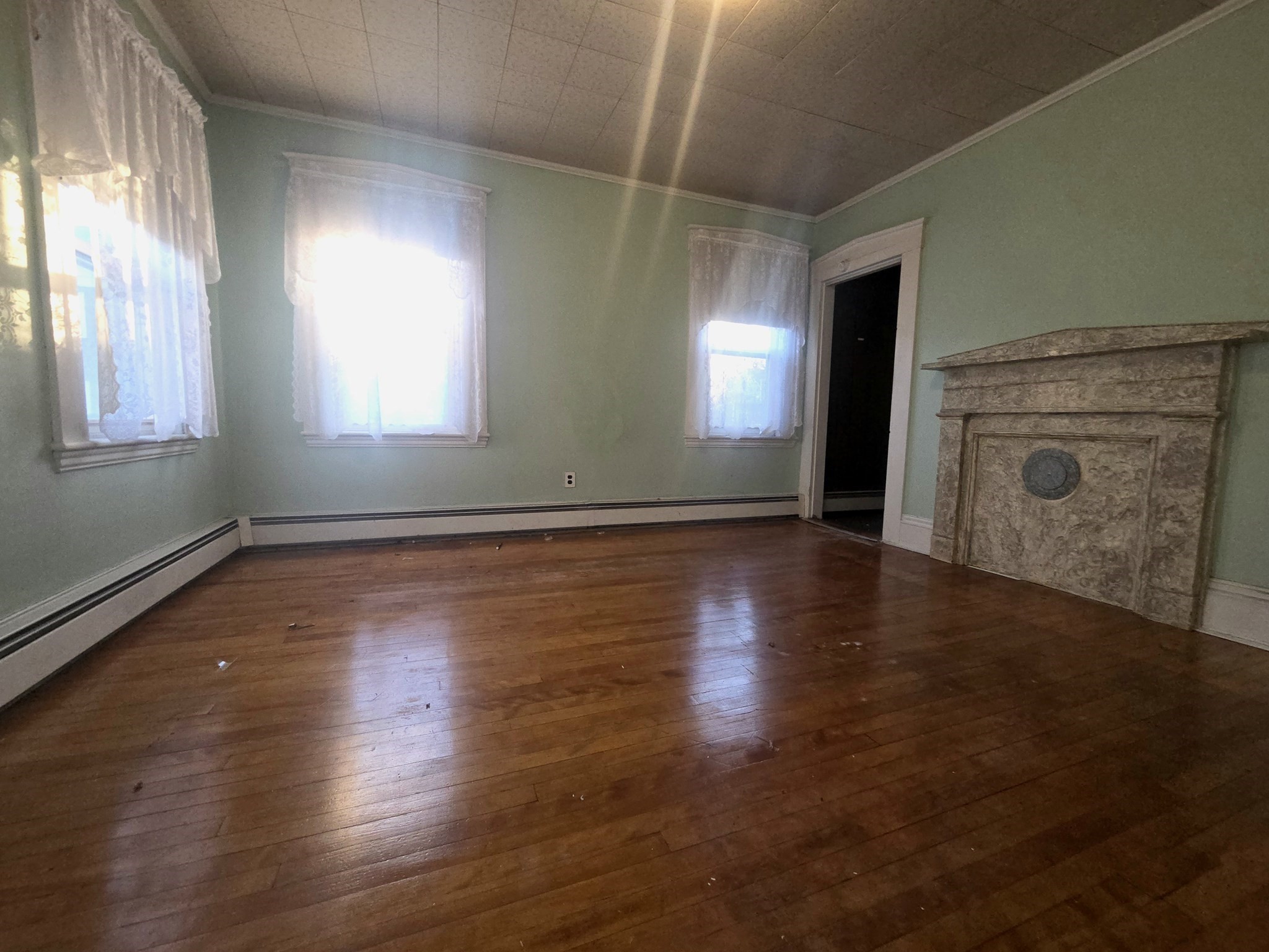 4 Upham St Property Photo 3