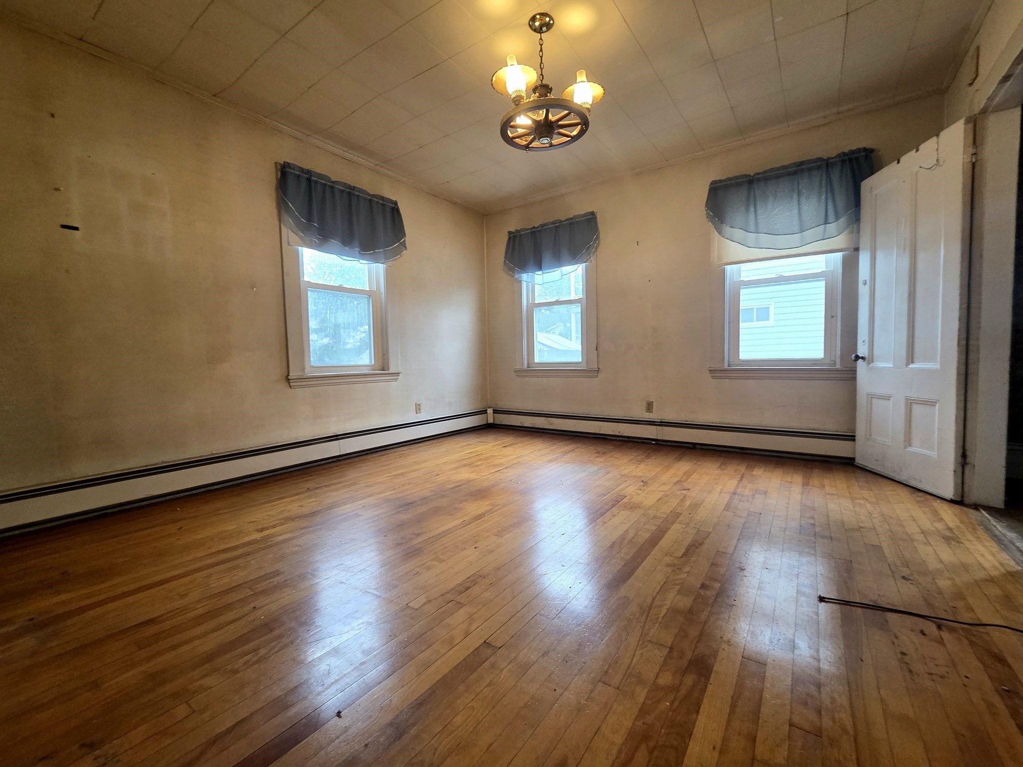4 Upham St Property Photo 5