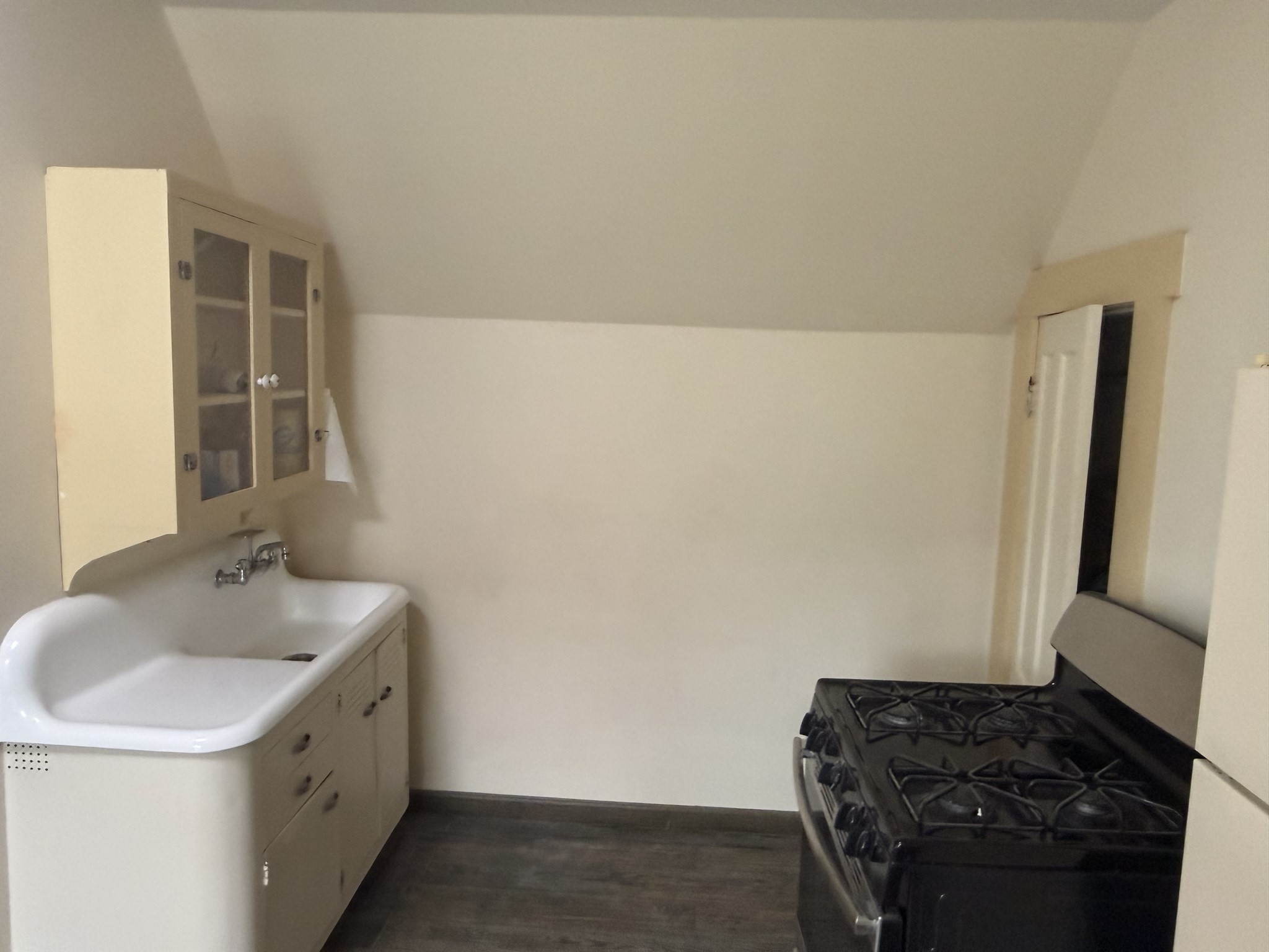 84 Albee St # 2 Property Photo 14