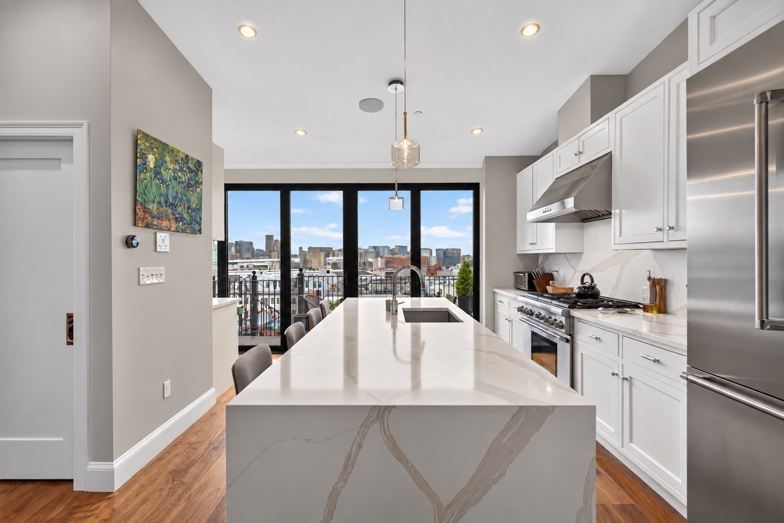 550 E Broadway # 2 Property Photo 1