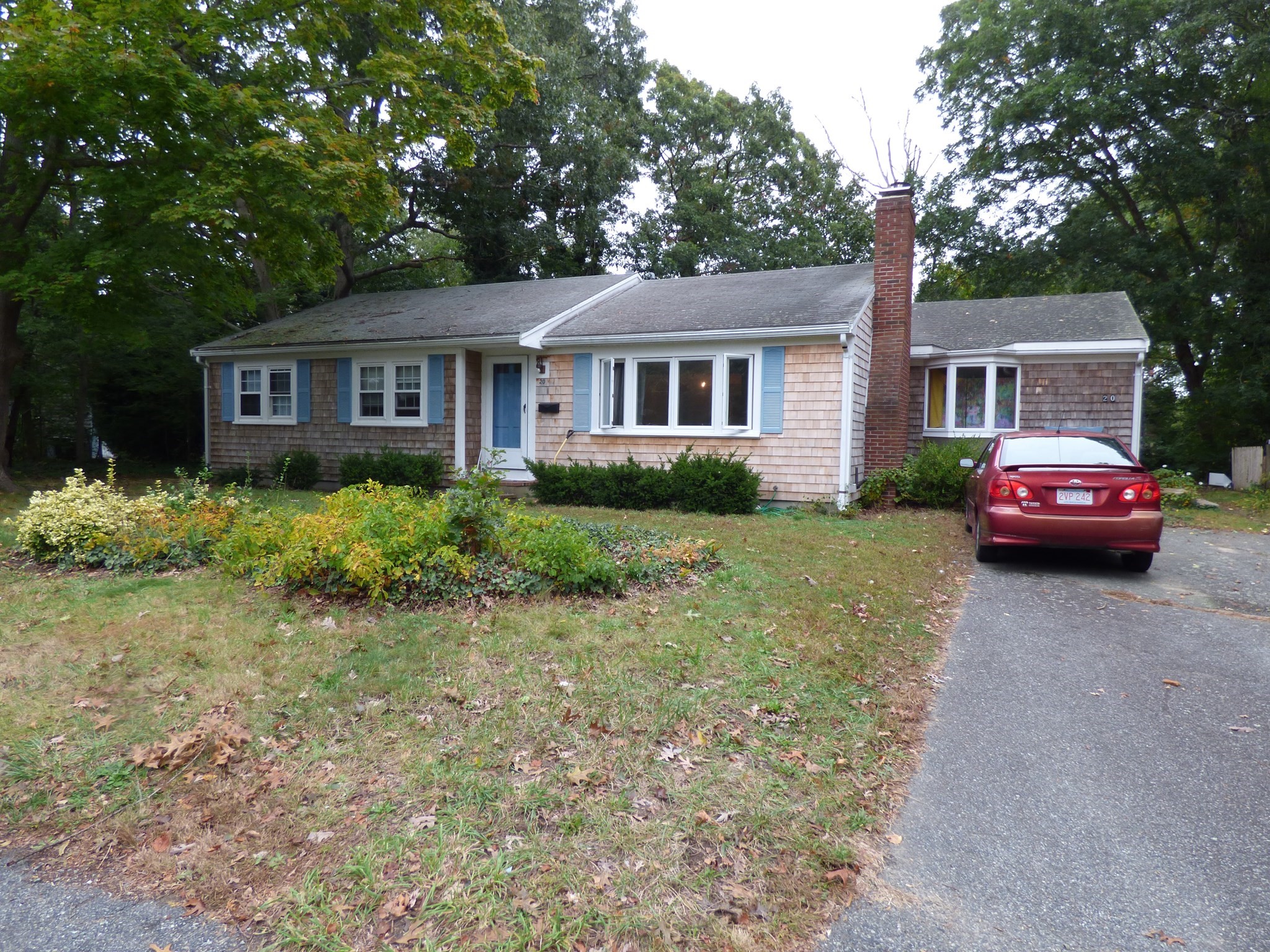 20 Kent Lane Property Photo 1