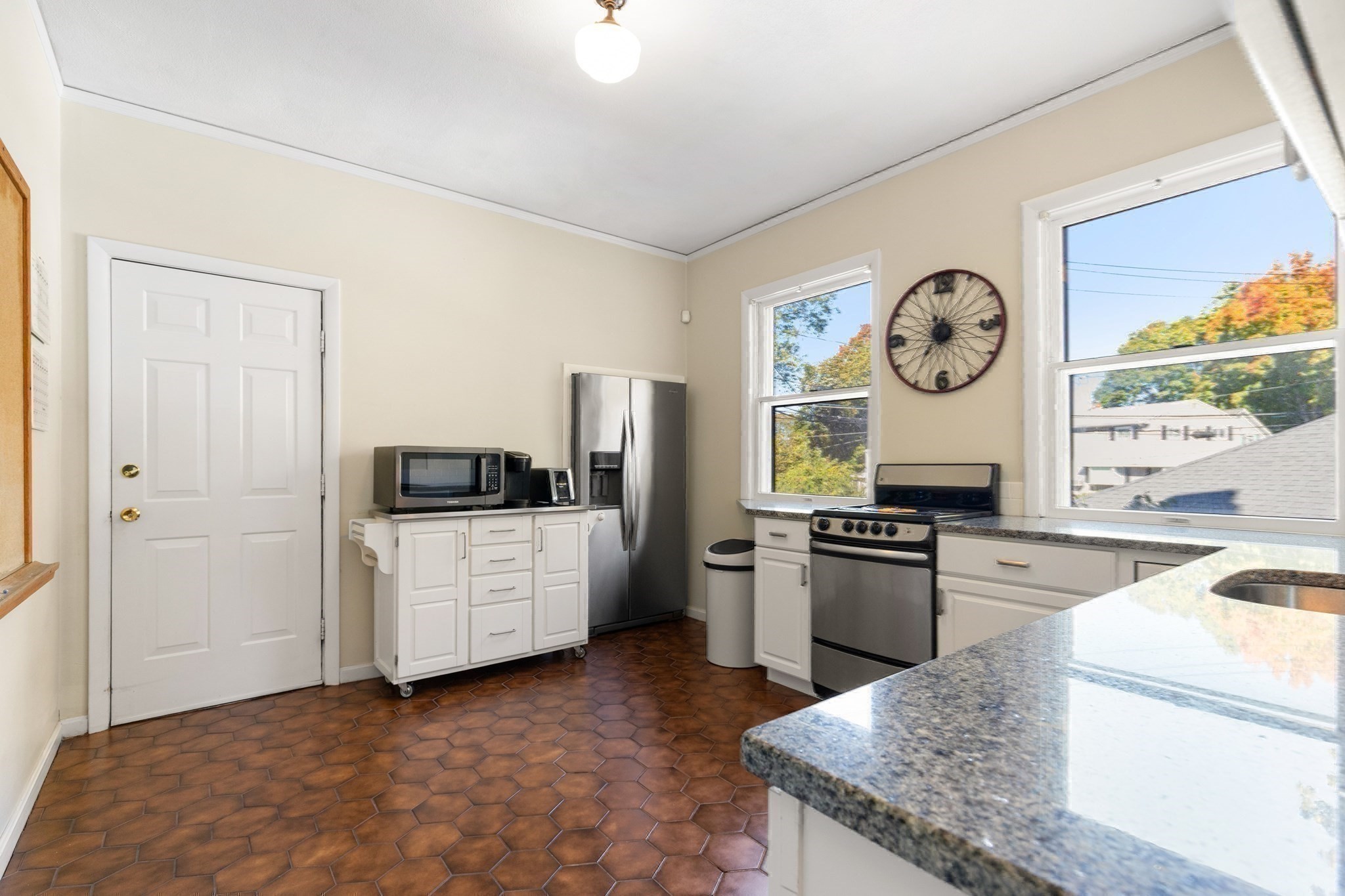 48 Elm Street Property Photo 13