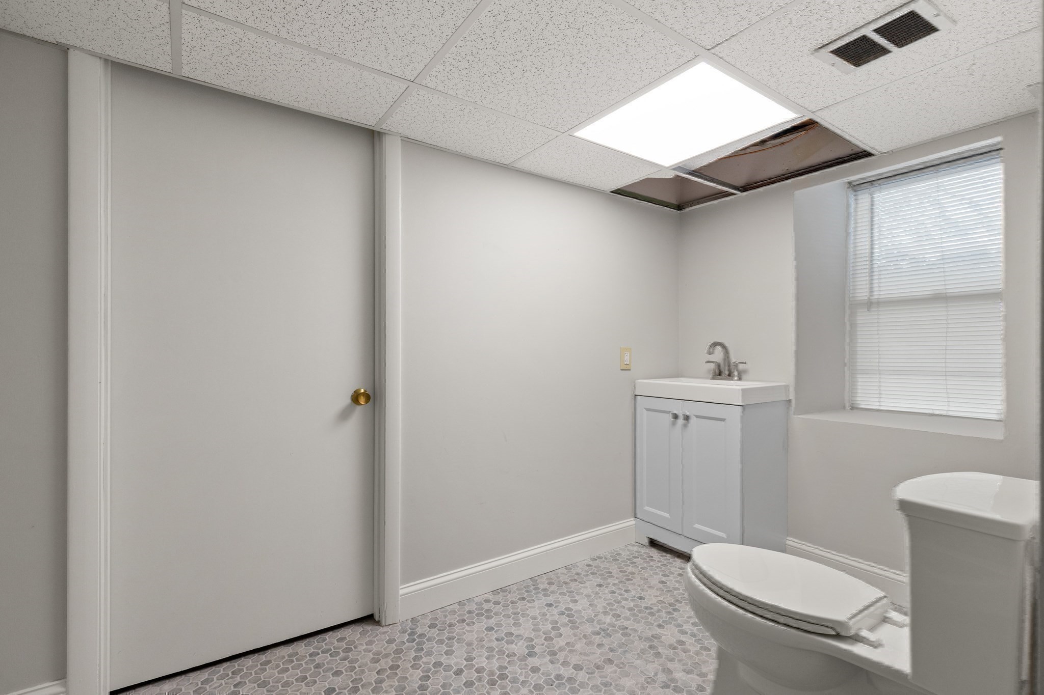 48 Elm Street Property Photo 24
