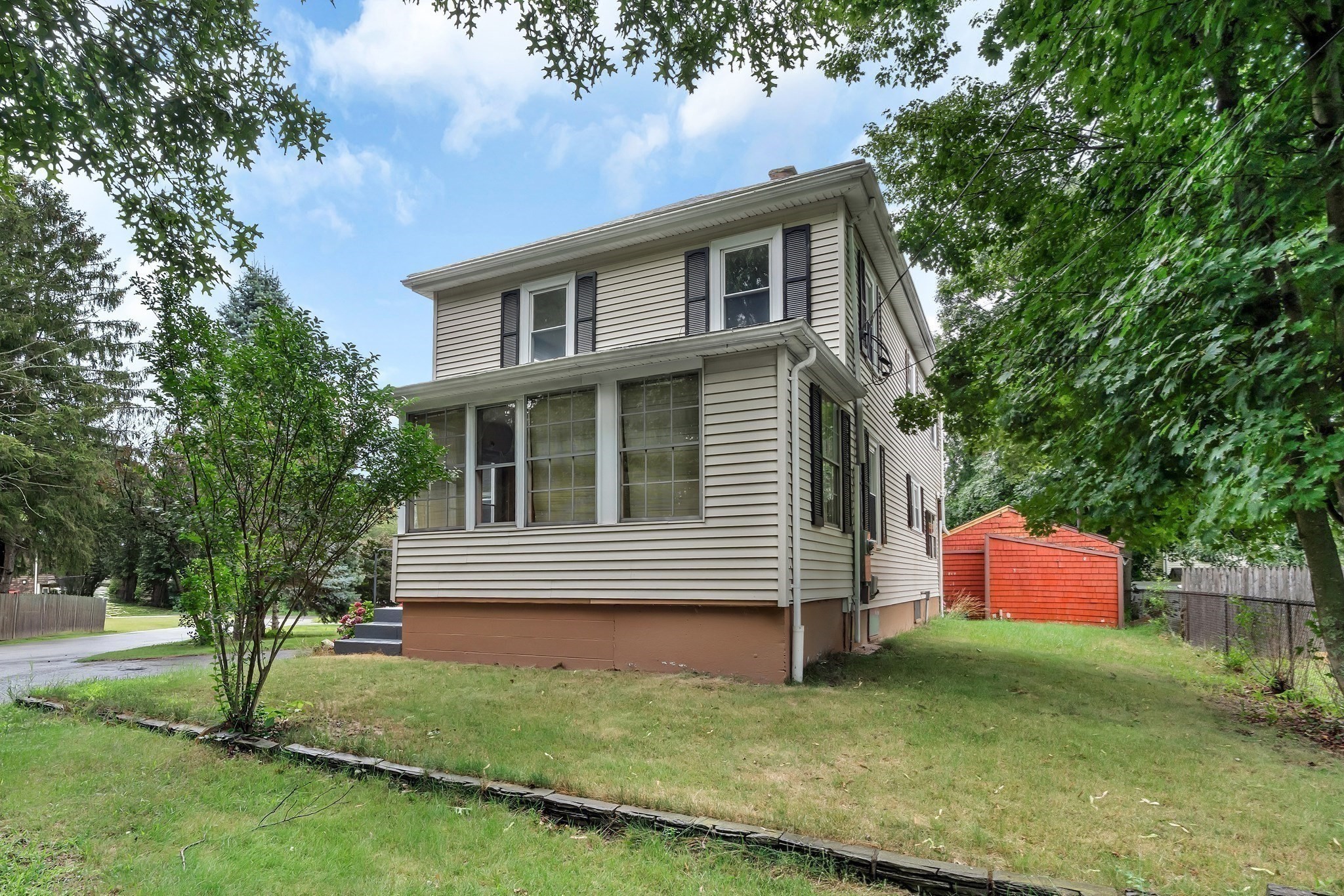 2 Clarendon St Property Photo 5