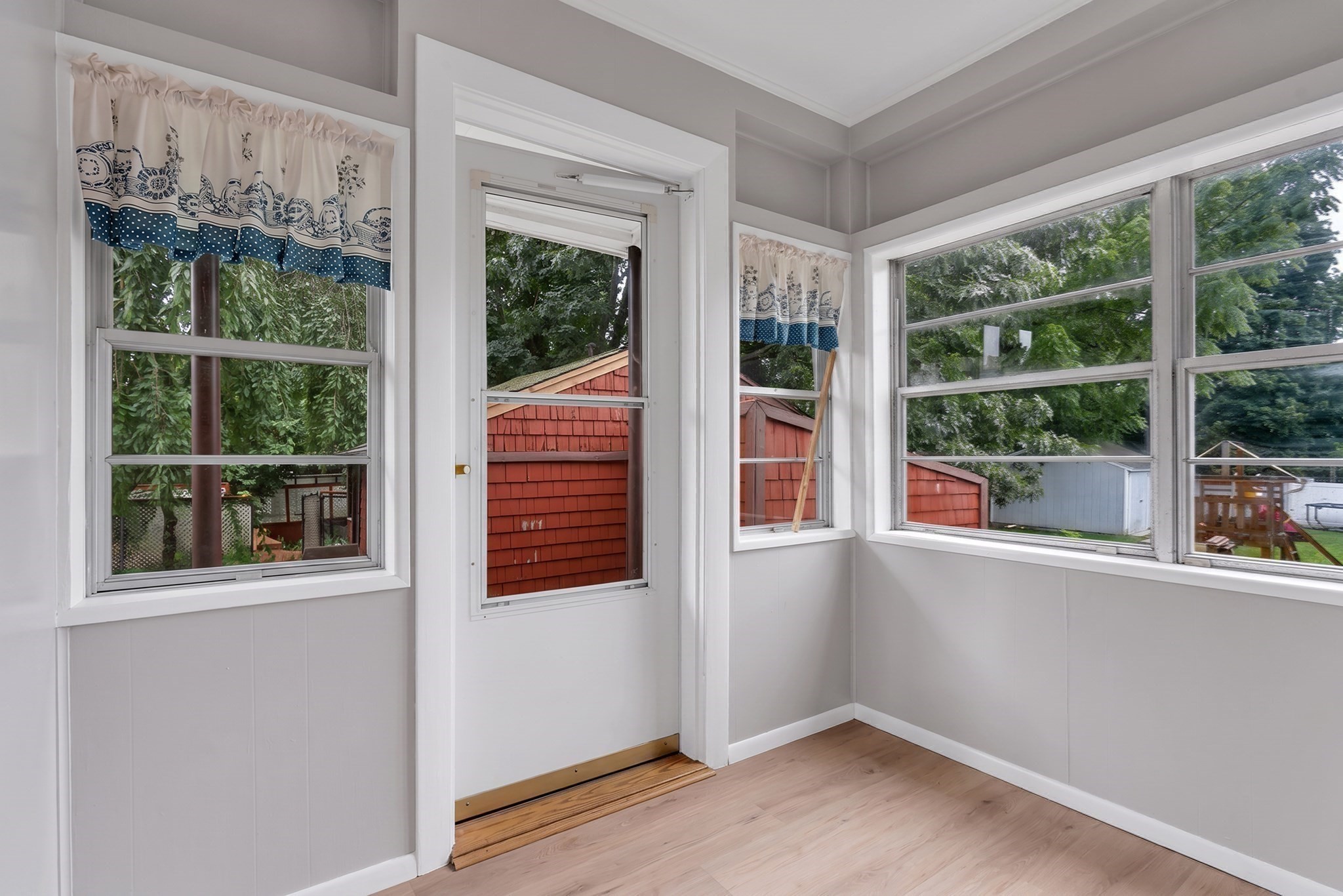 2 Clarendon St Property Photo 10
