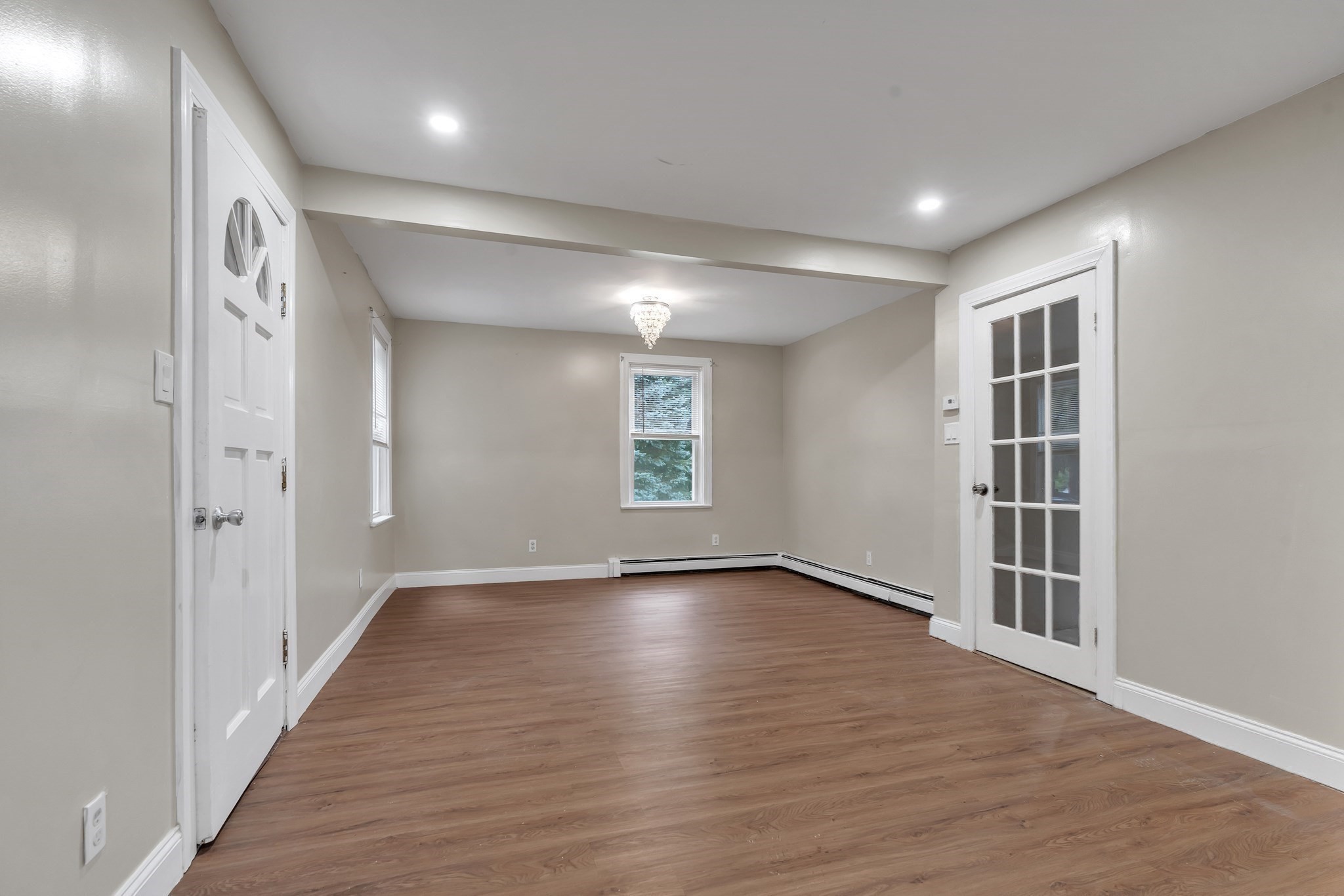 2 Clarendon St Property Photo 15