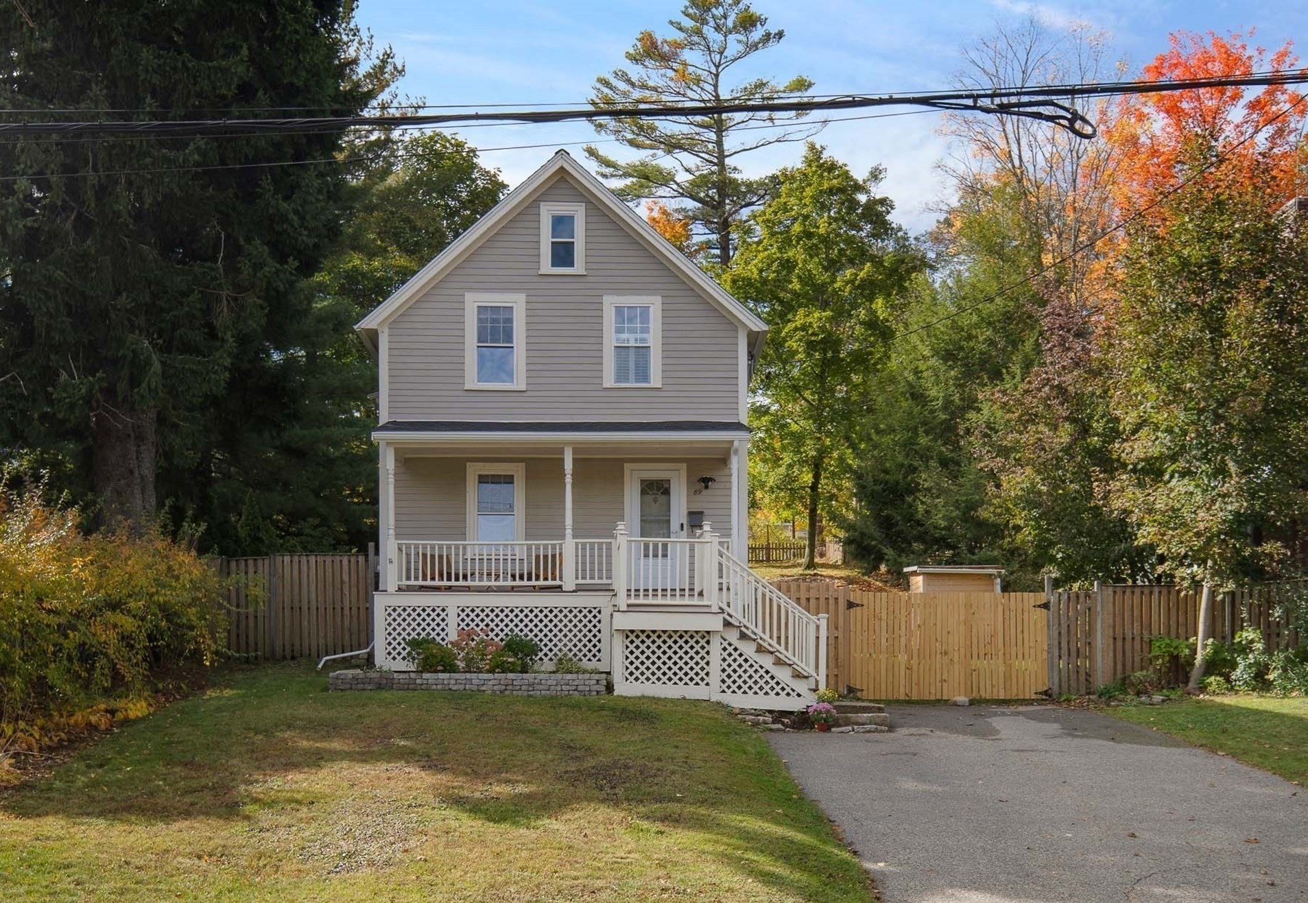 89 Green St Property Photo 1