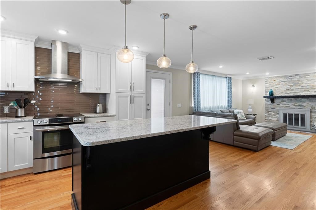 6 Varnum Property Photo 5