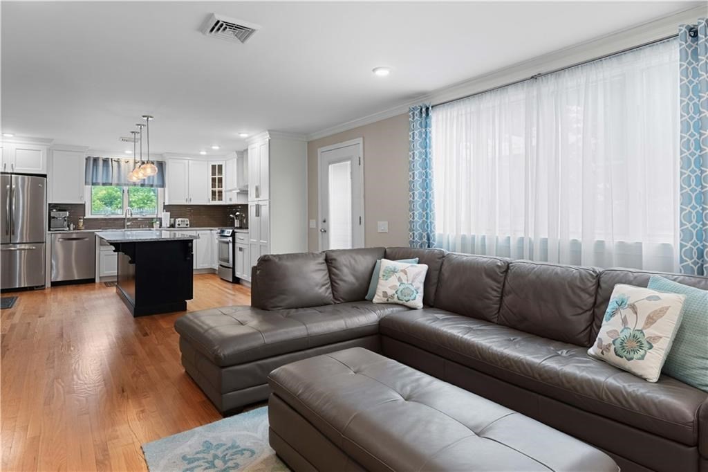 6 Varnum Property Photo 6