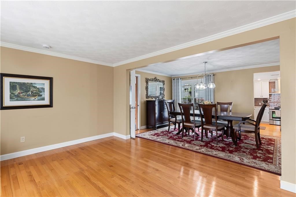 6 Varnum Property Photo 9