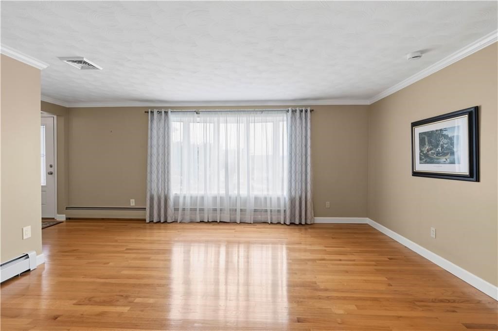 6 Varnum Property Photo 10