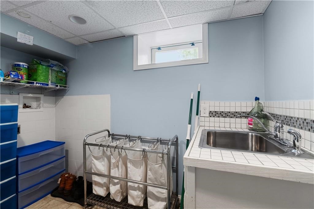6 Varnum Property Photo 23