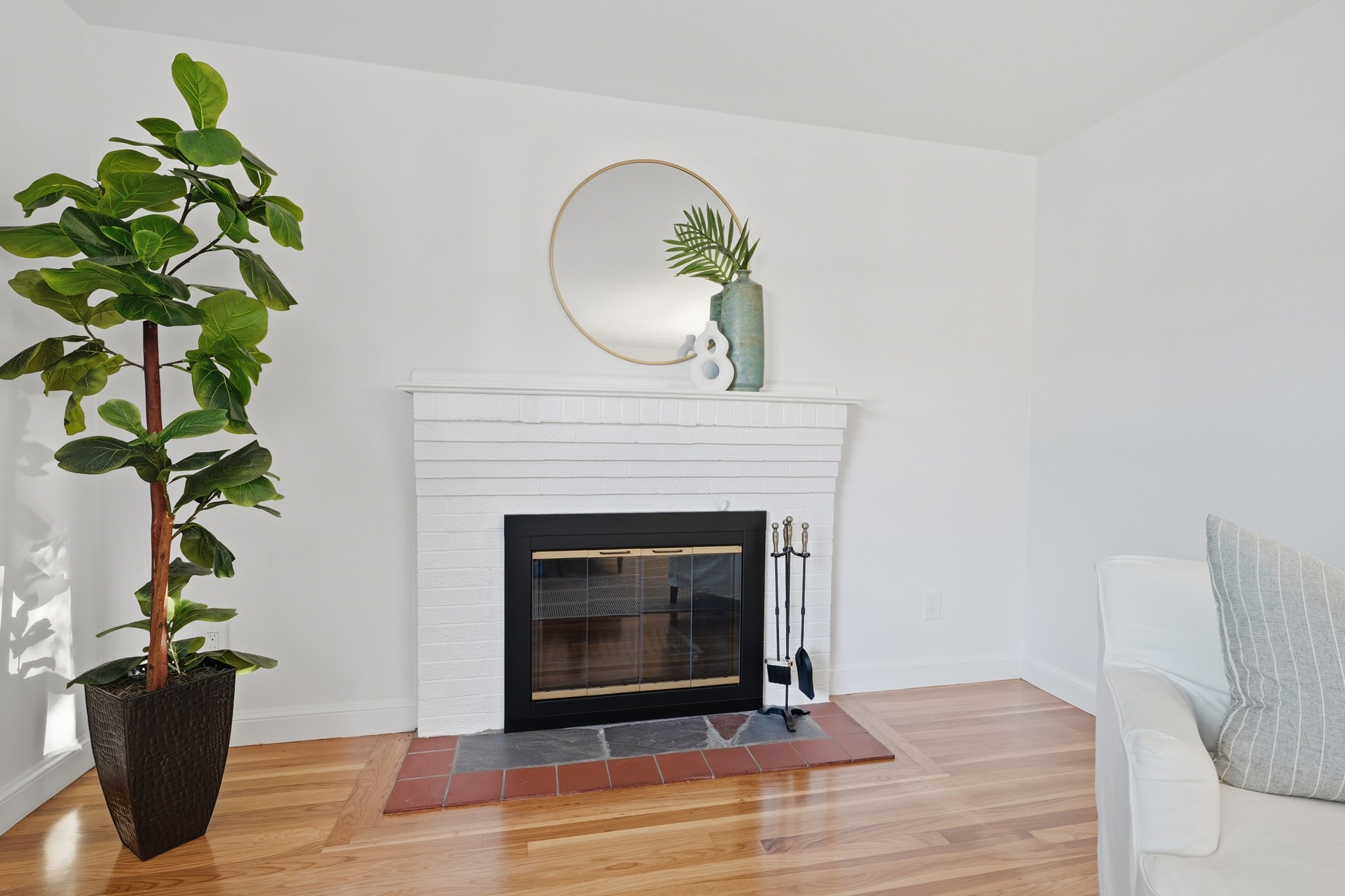 17 Winthrop Ave Property Photo 6